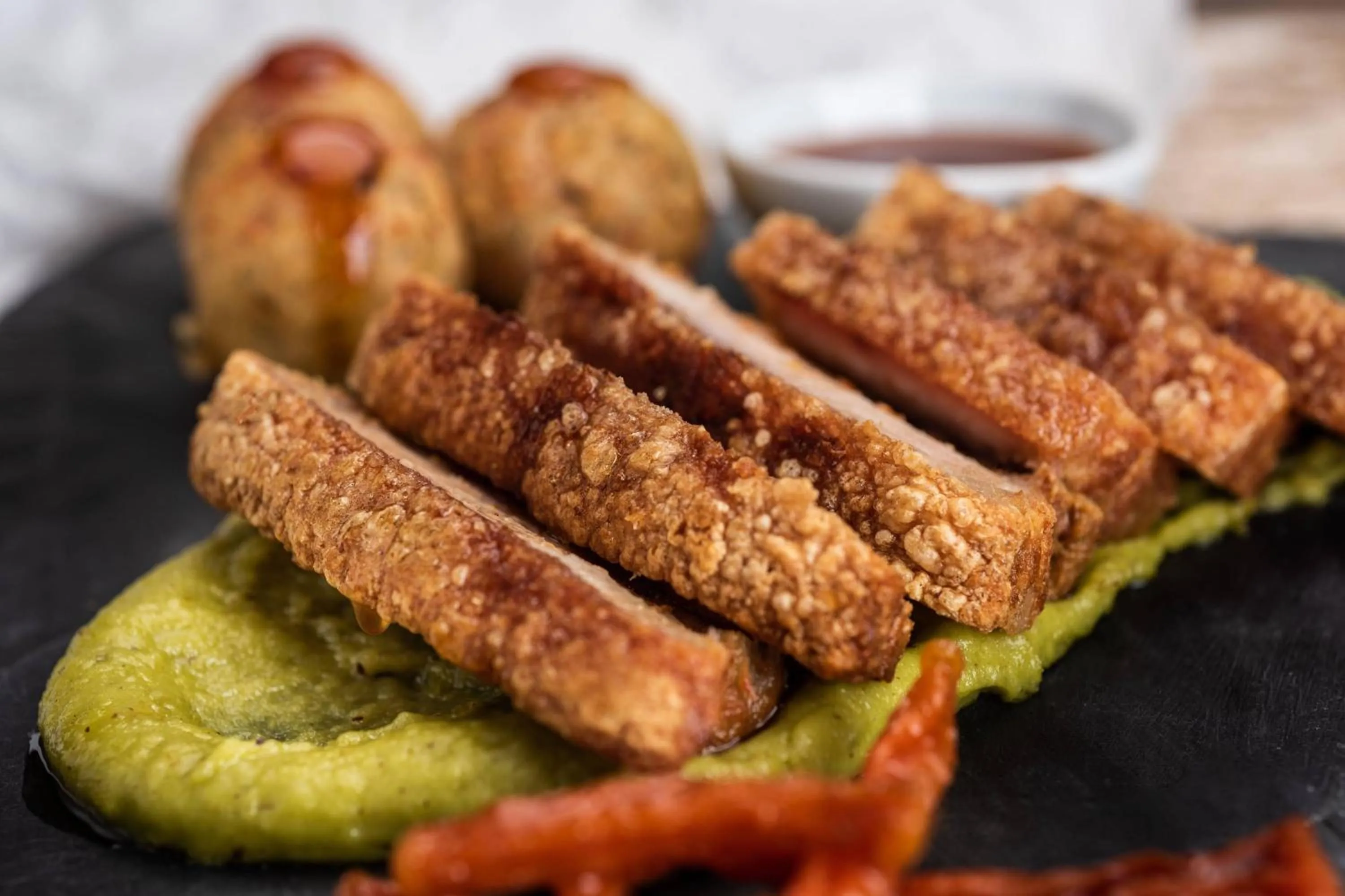 Kitchen or kitchenette in AC Hotel by Marriott Bogota Zona T