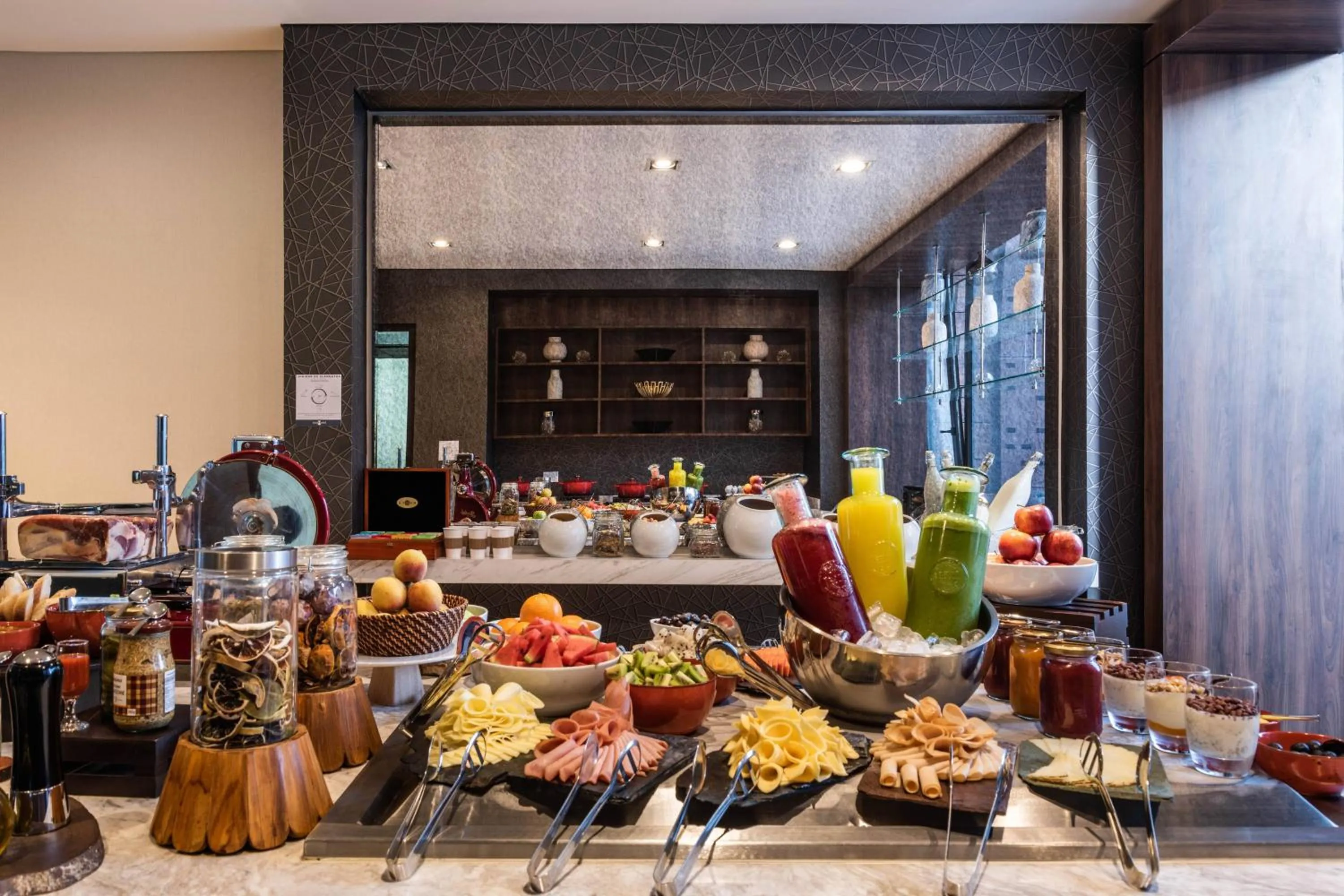 Kitchen or kitchenette in AC Hotel by Marriott Bogota Zona T