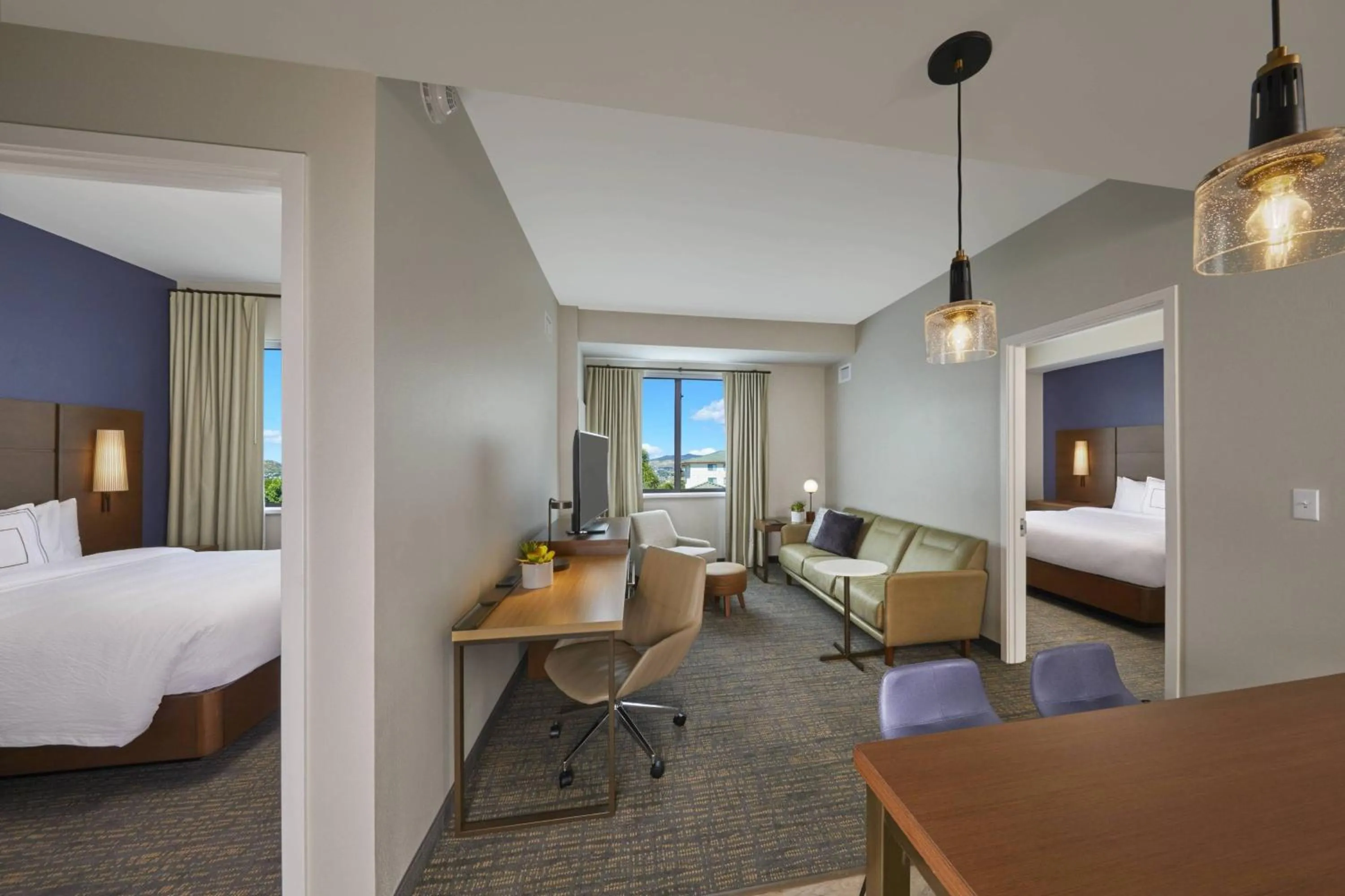 Bedroom, Bed in Residence Inn by Marriott Oahu Kapolei