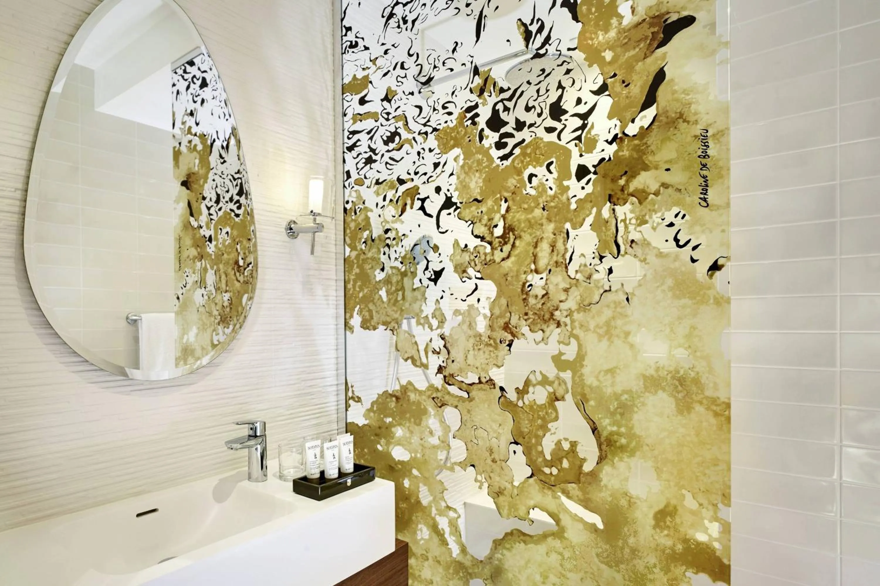Bathroom in La Caserne Chanzy Hotel & Spa, Autograph Collection