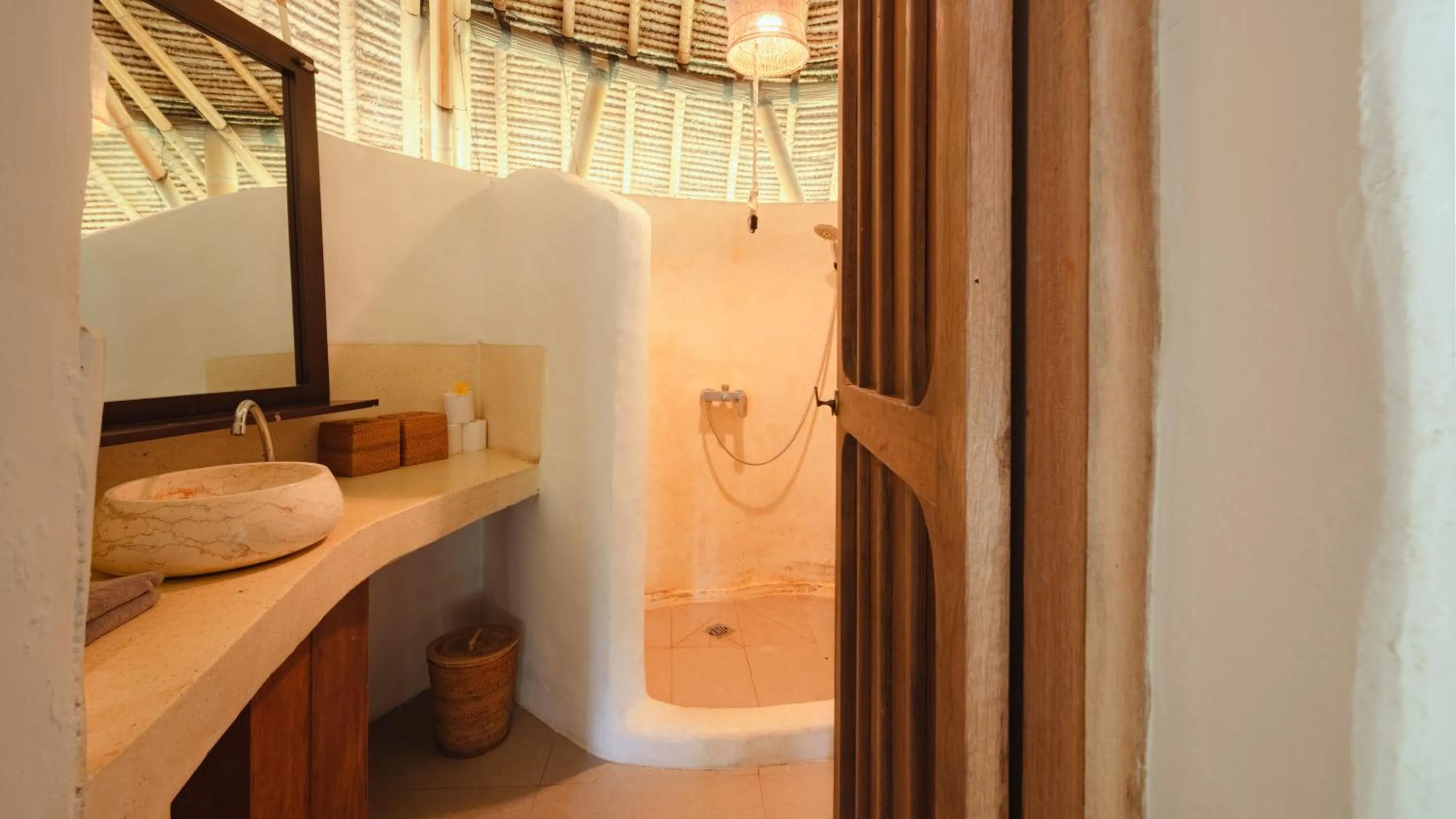 Shower in Mana Earthly Paradise