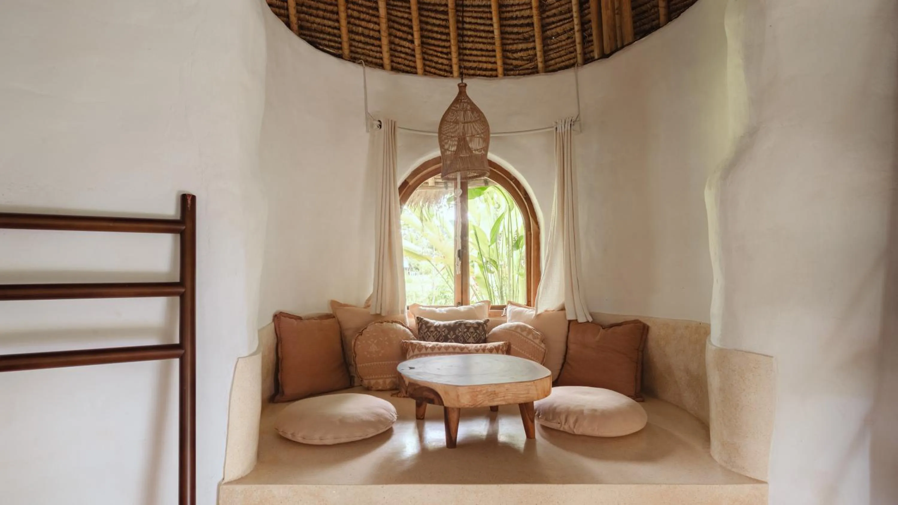 Seating area in Mana Earthly Paradise