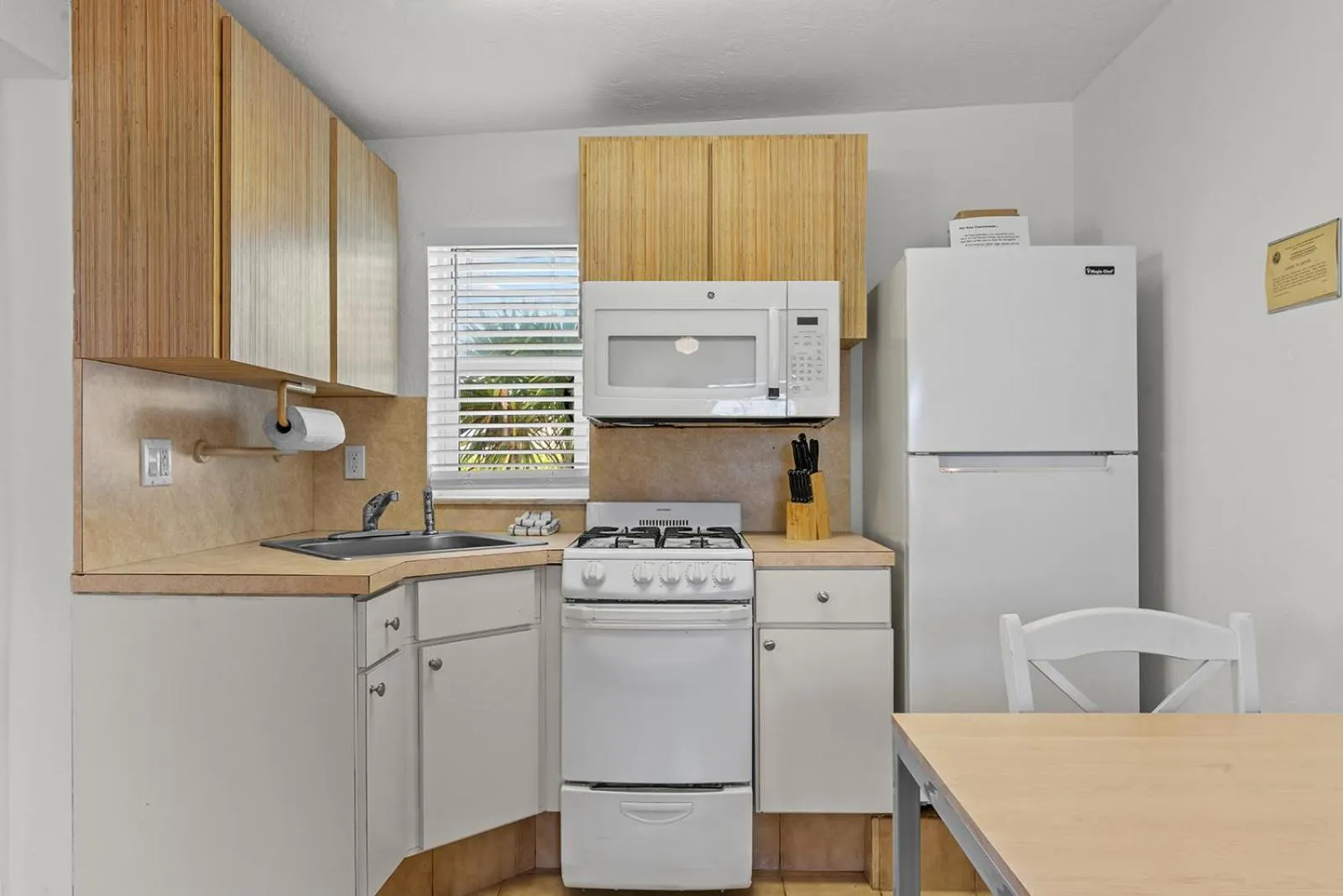 kitchen in Parmer's Resort