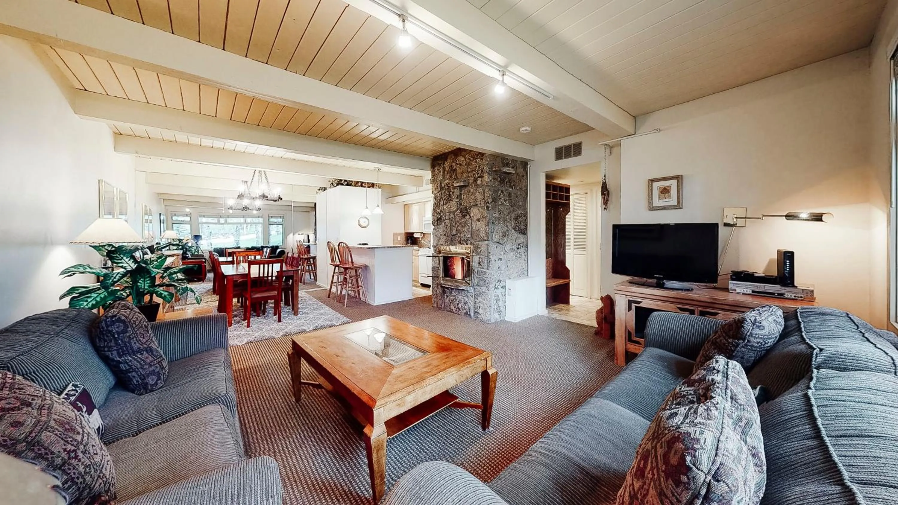 Aspenwood - CoralTree Residence Collection