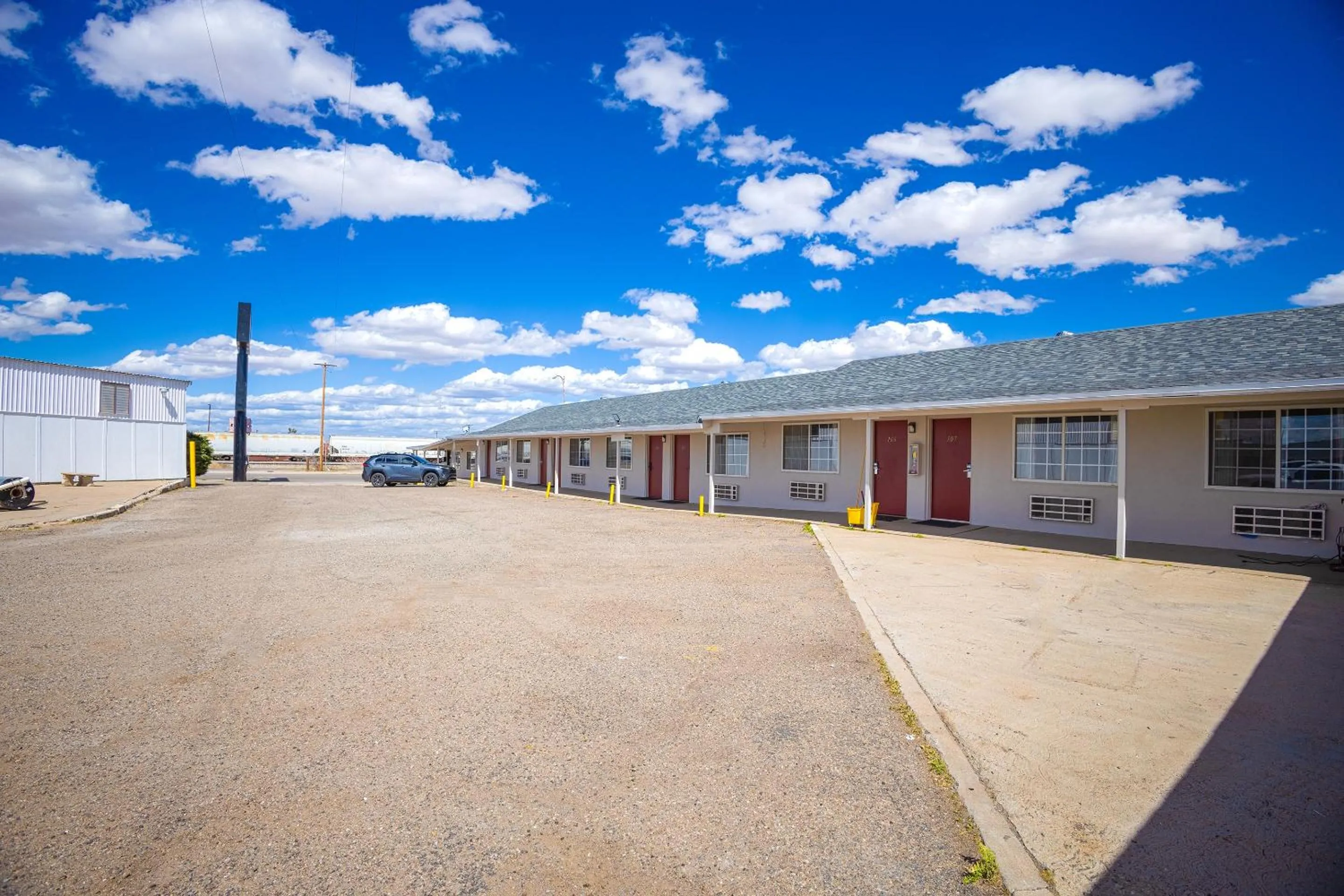 Facade/entrance in Holiday Motel By OYO Lordsburg I-10