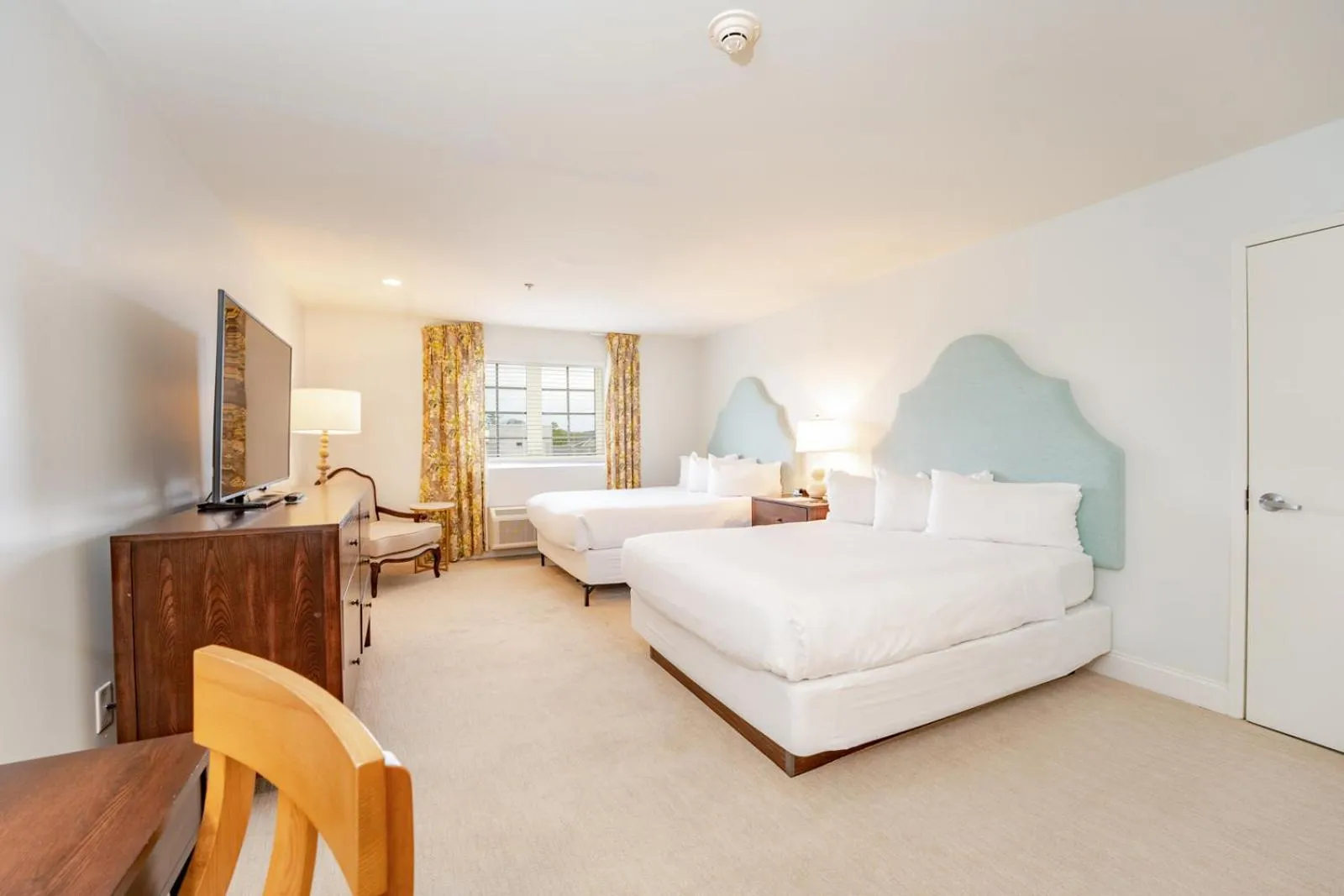 Bed in Chateau Renault