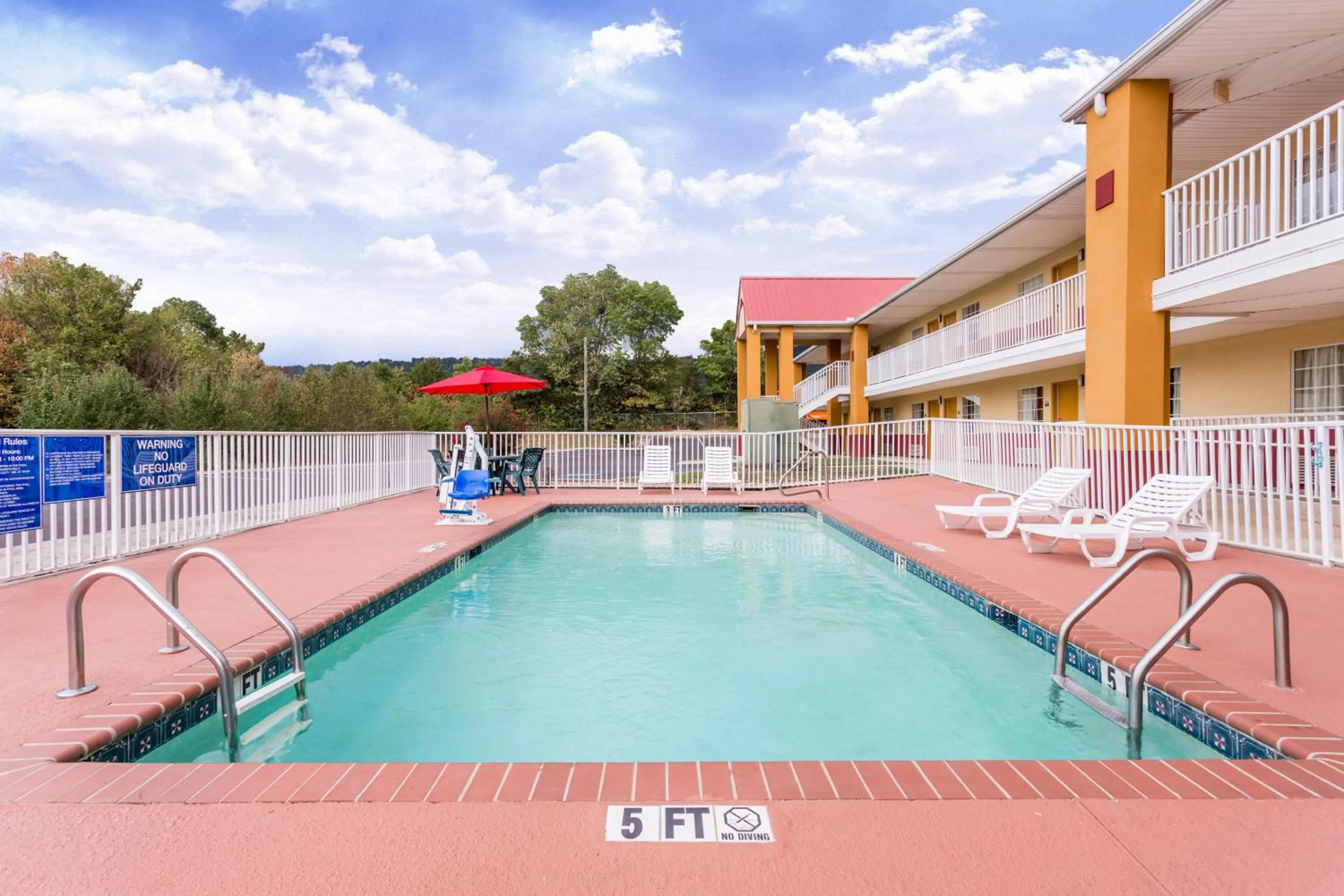 Swimming pool in Days Inn by Wyndham Trenton