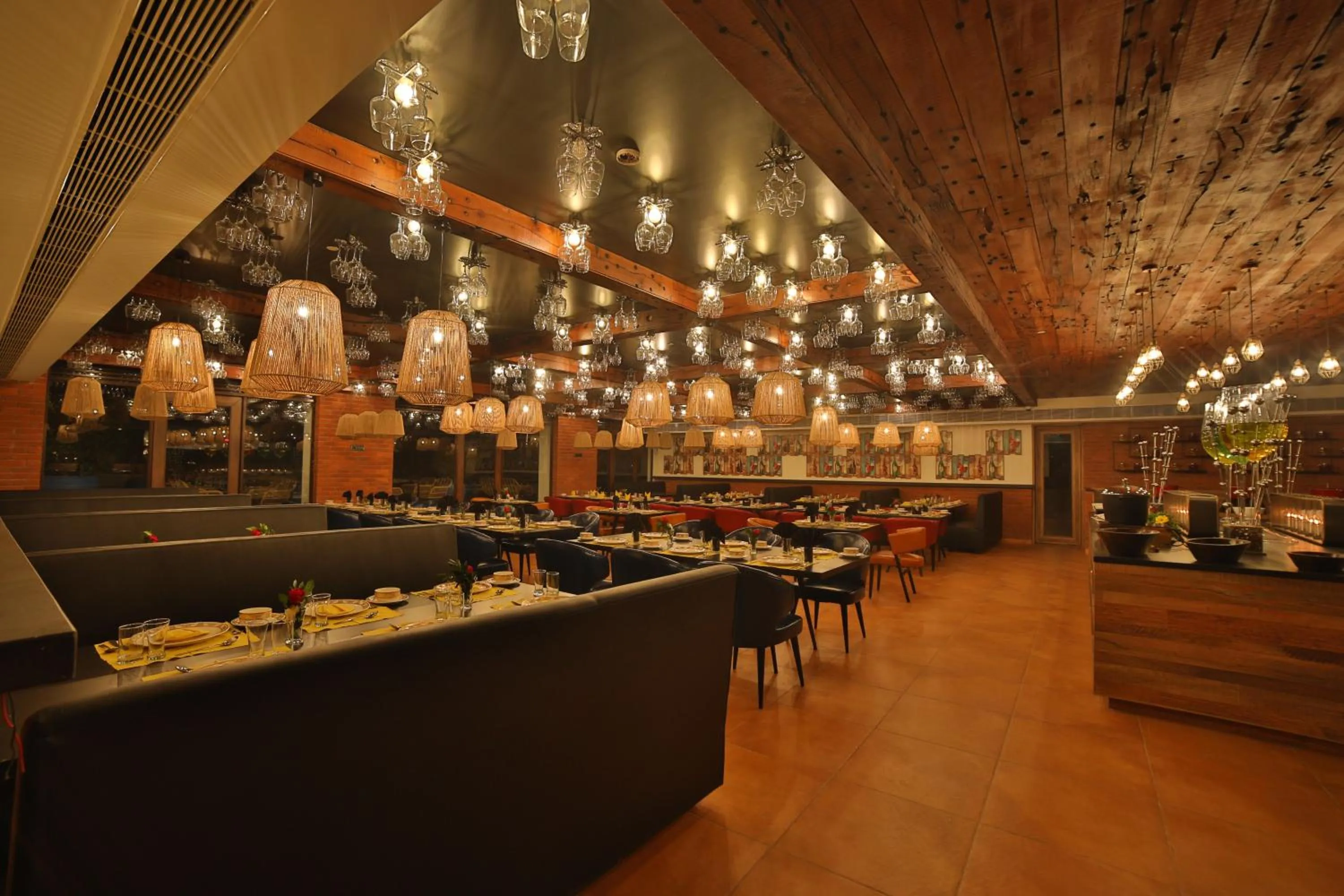 Restaurant/places to eat in Sayaji Rajkot