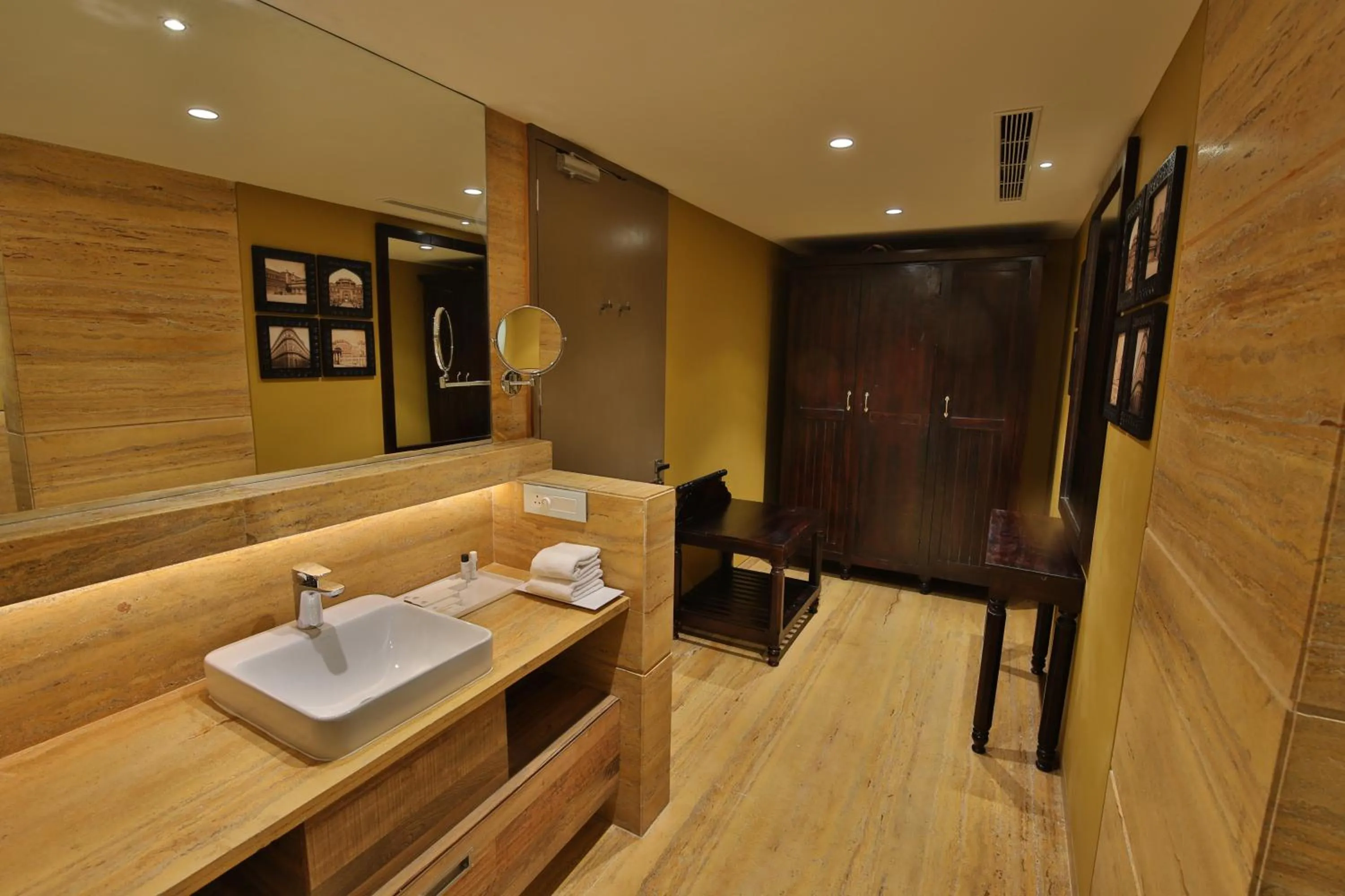 Bathroom in Sayaji Rajkot