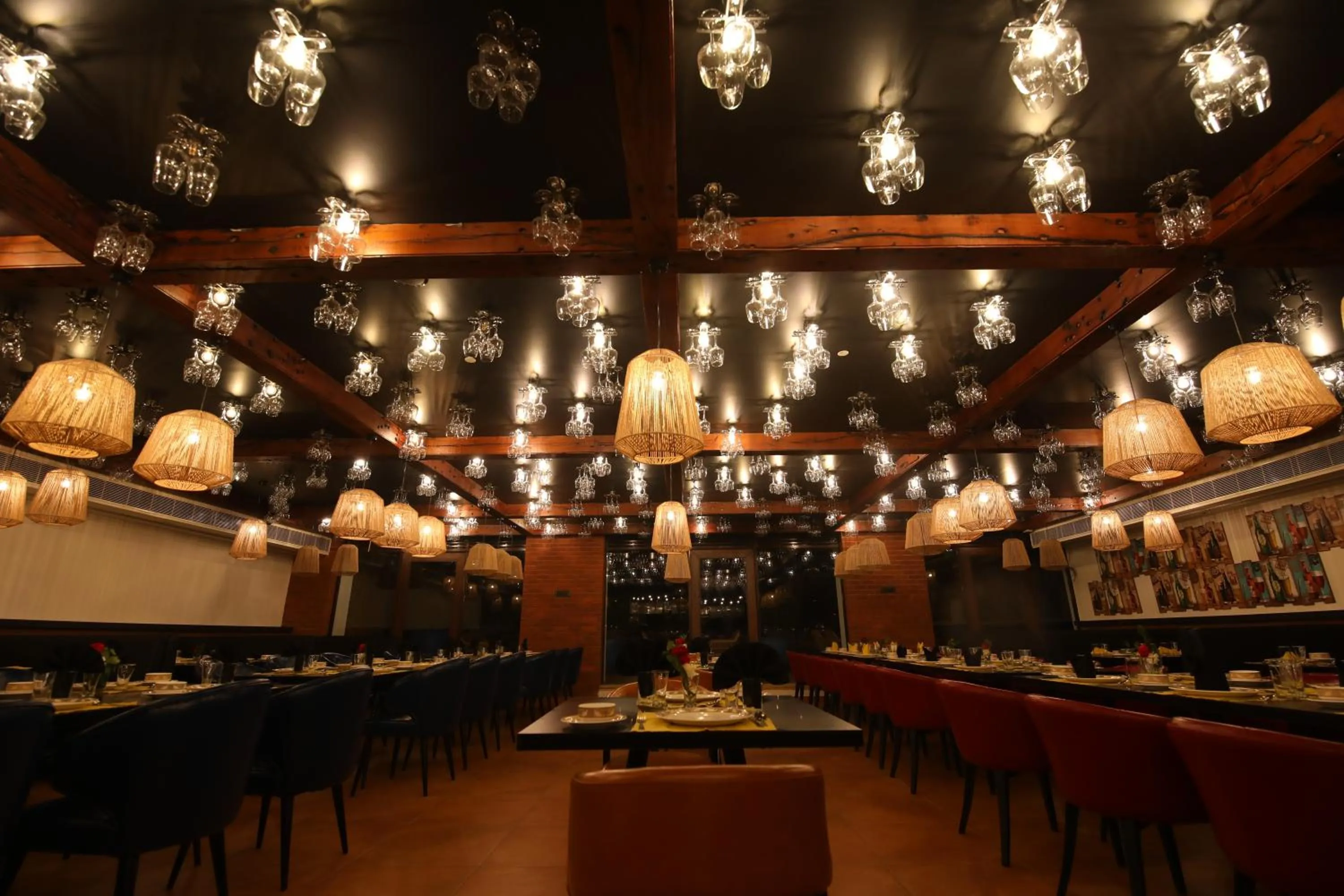 Restaurant/places to eat in Sayaji Rajkot