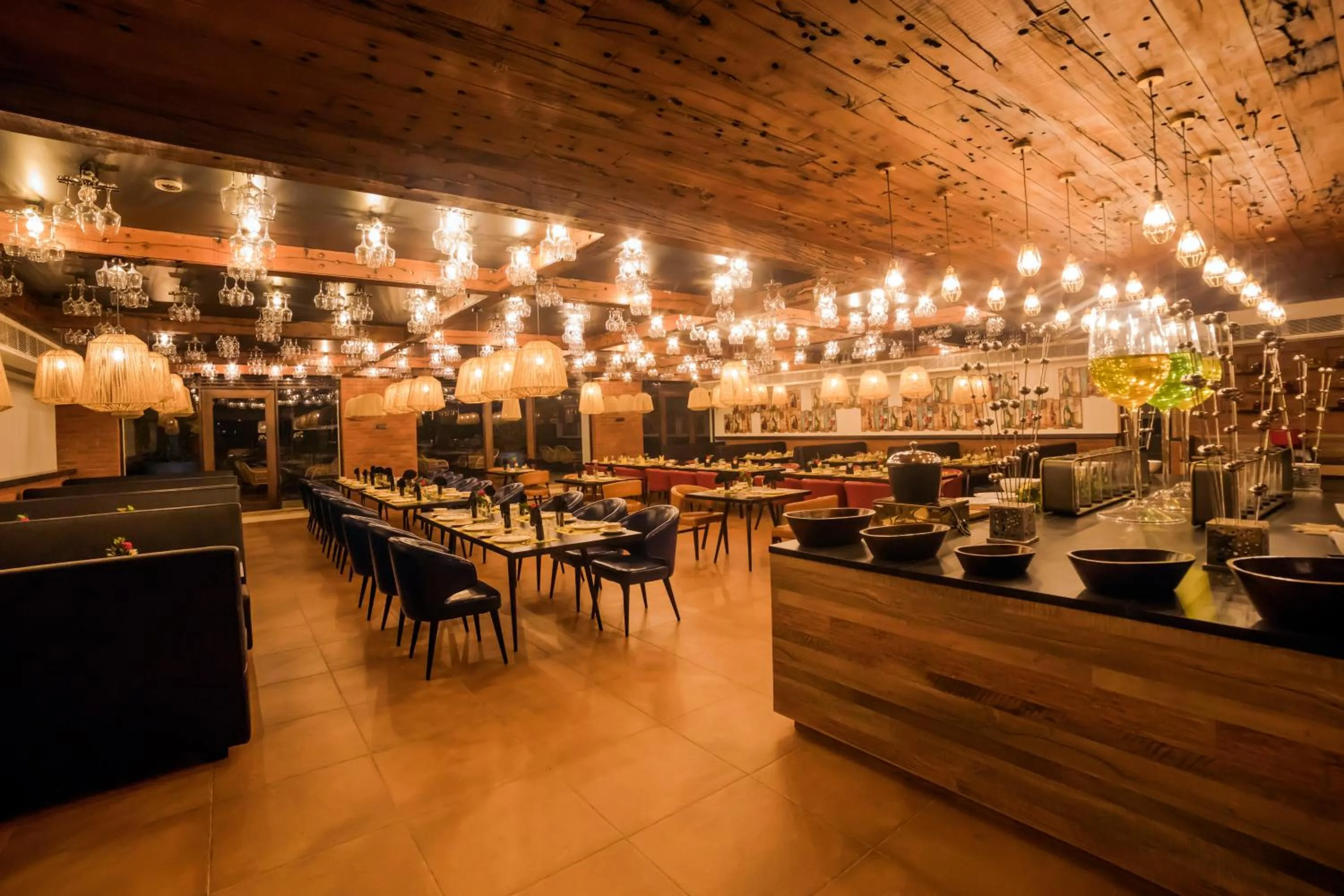 Restaurant/places to eat in Sayaji Rajkot