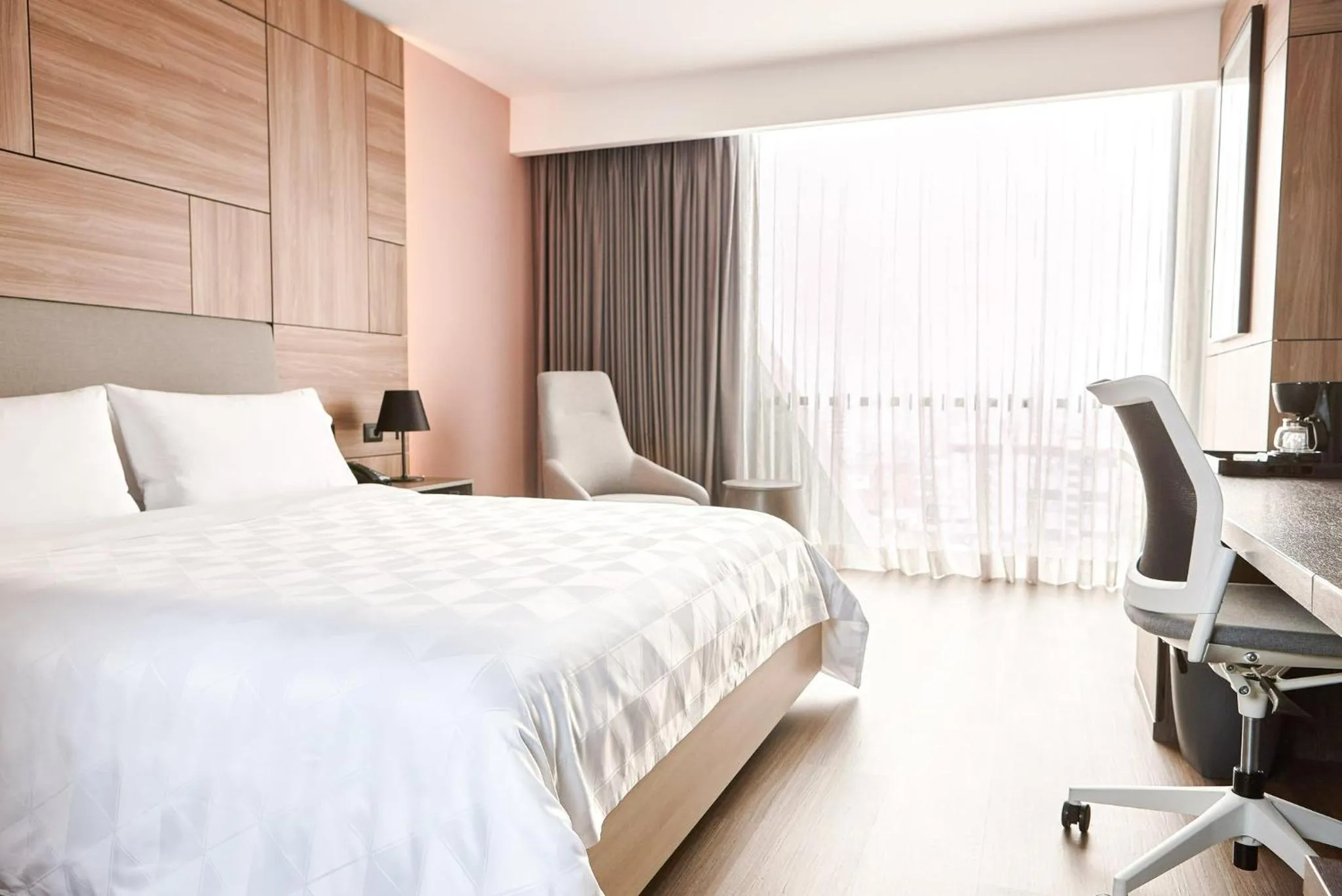 Photo of the whole room, Bed in Holiday Inn - Lima Miraflores by IHG