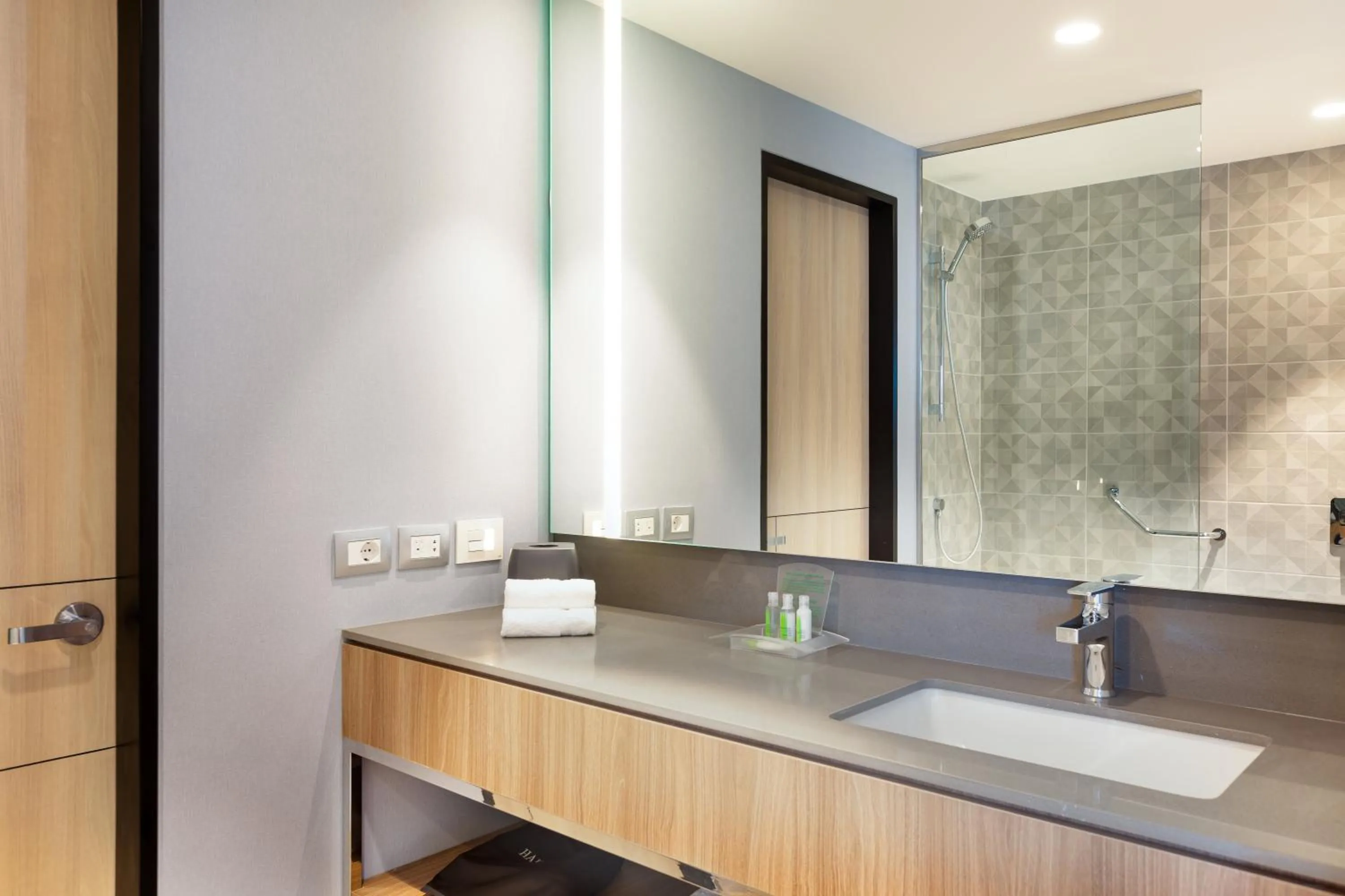 Photo of the whole room in Holiday Inn - Lima Miraflores by IHG