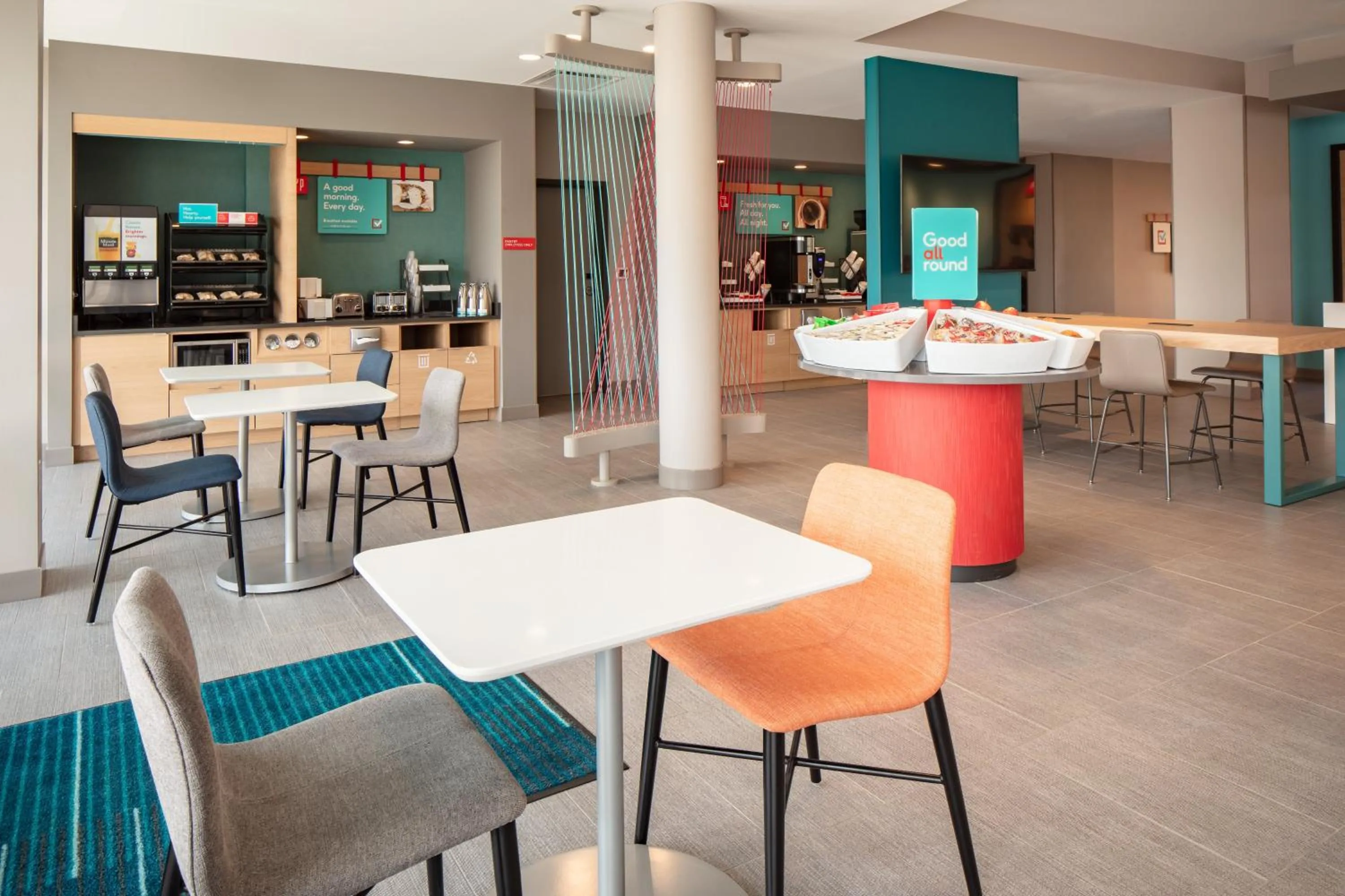 Breakfast in avid hotels - Madison - Monona by IHG