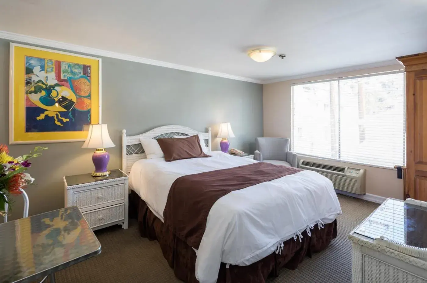 Glenmore Plaza Hotel Glenmore Plaza Hotel