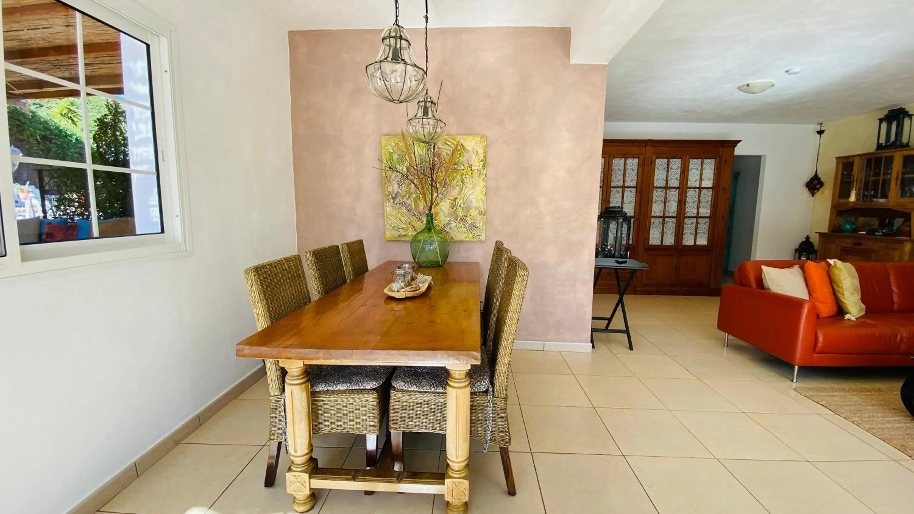 Property building in Finca del Gecko