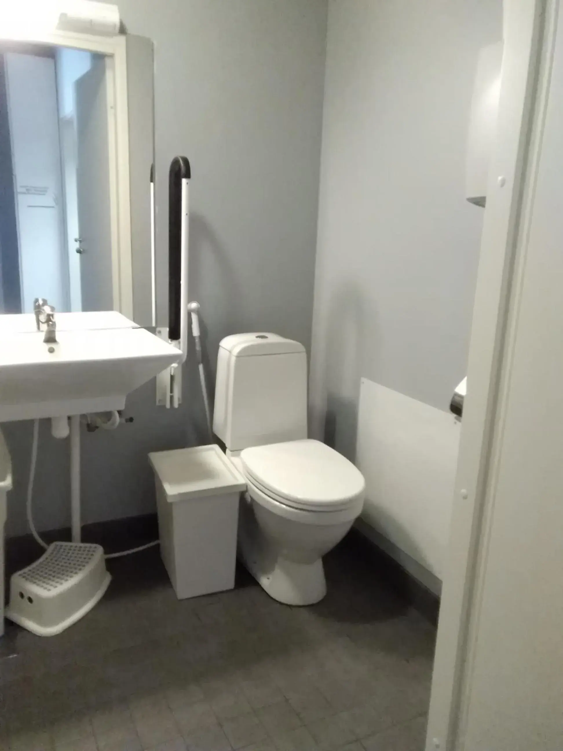 Double or Twin Room with Shared Bathroom - single occupancy in Wanhan Aseman Majatalo Double or Twin Room with Shared Bathroom - single occupancy in Wanhan Aseman Majatalo