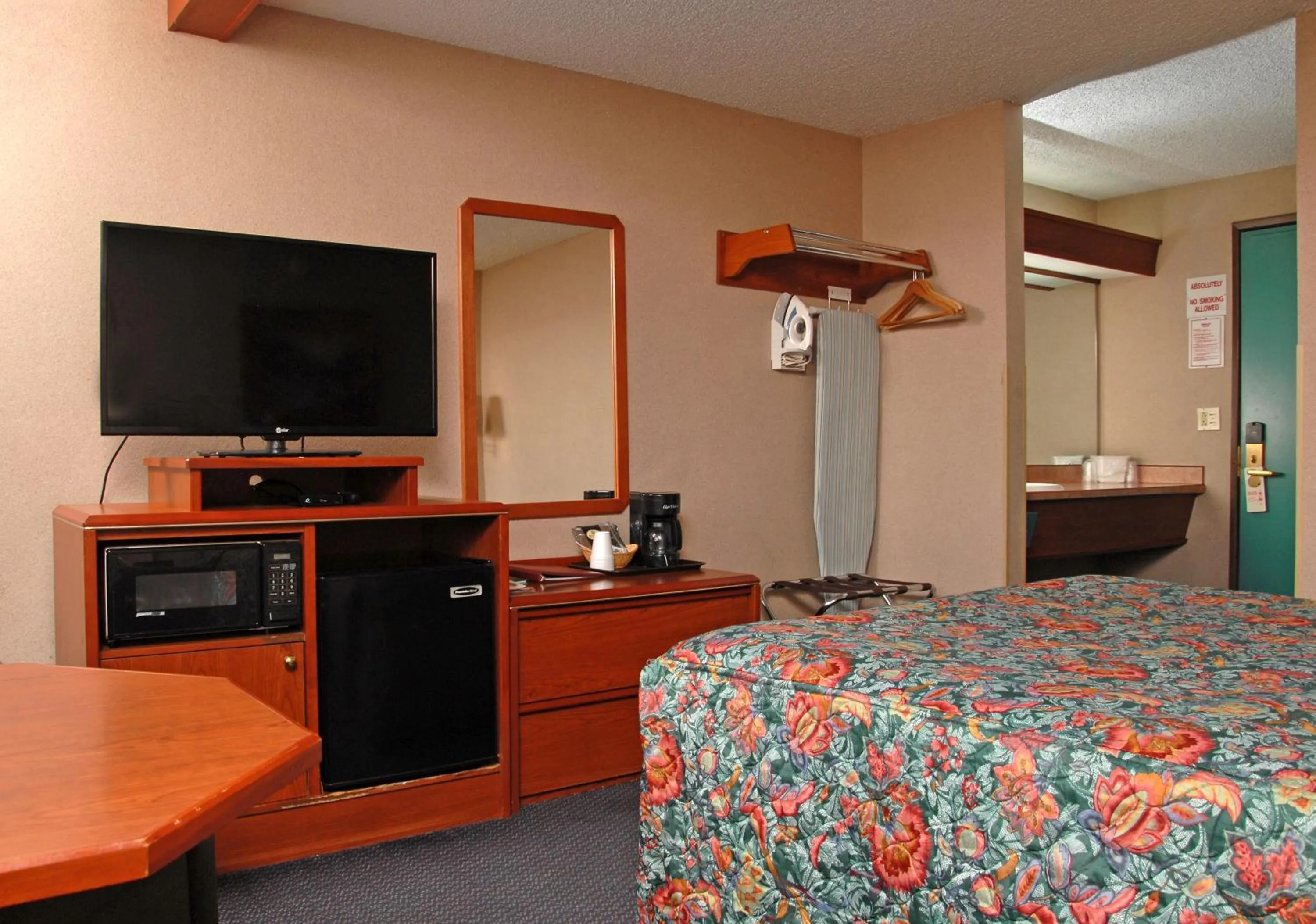 Decorative detail in Redmond Inn