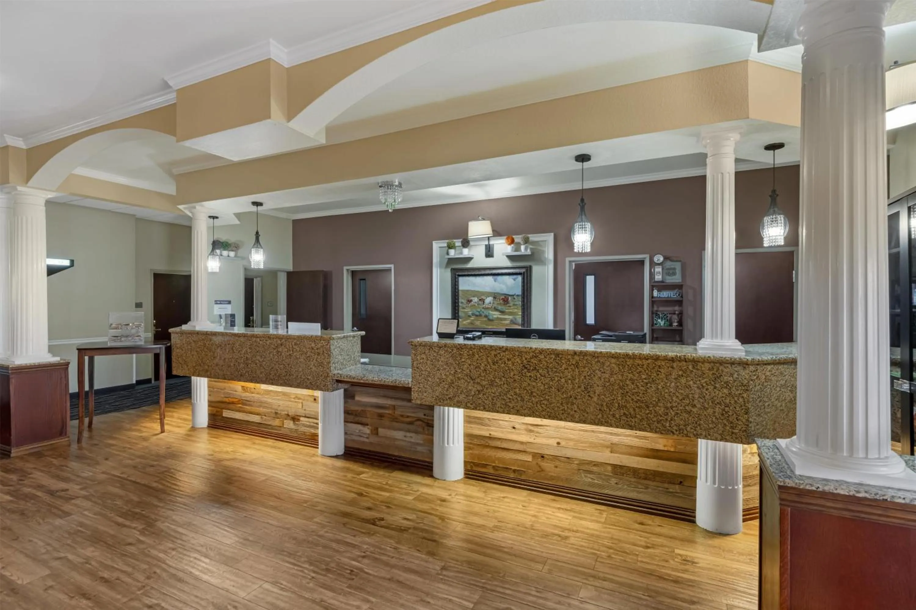 Lobby or reception in Best Western Plus Shamrock Inn & Suites