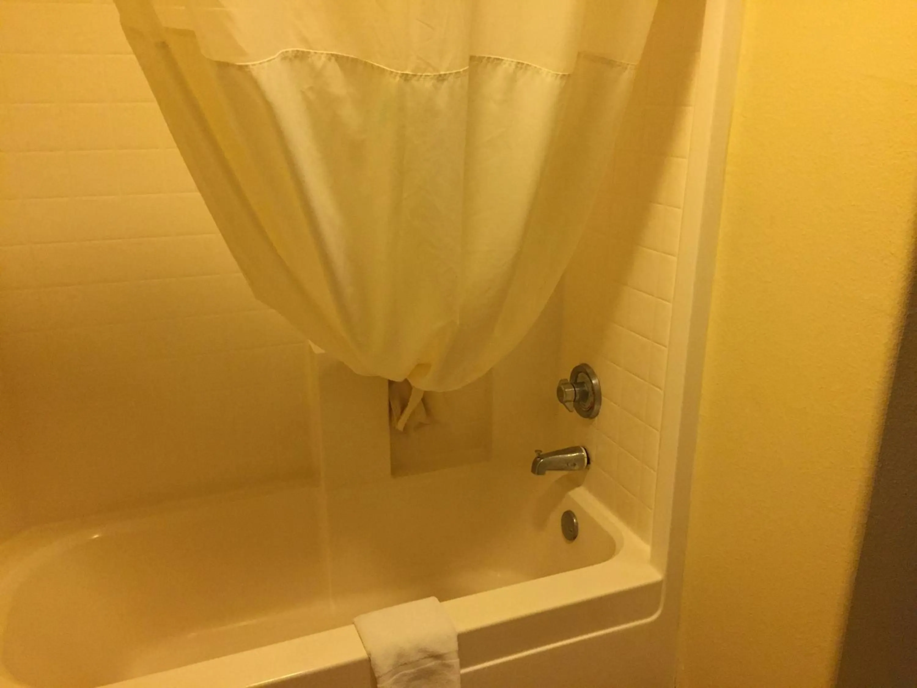 Bathroom in Days Inn by Wyndham Los Lunas