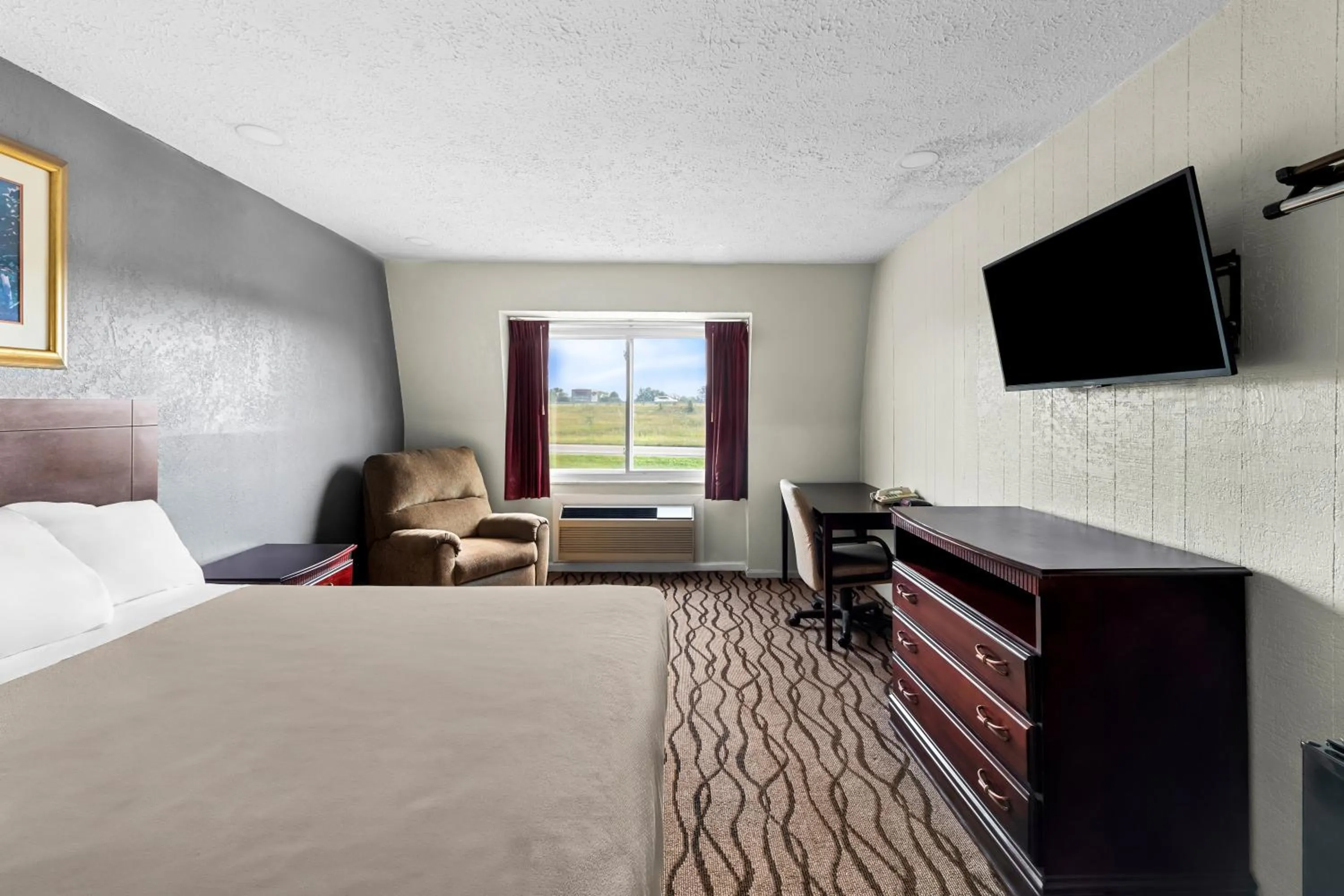 Seating area in Americas Best Value Inn Marion