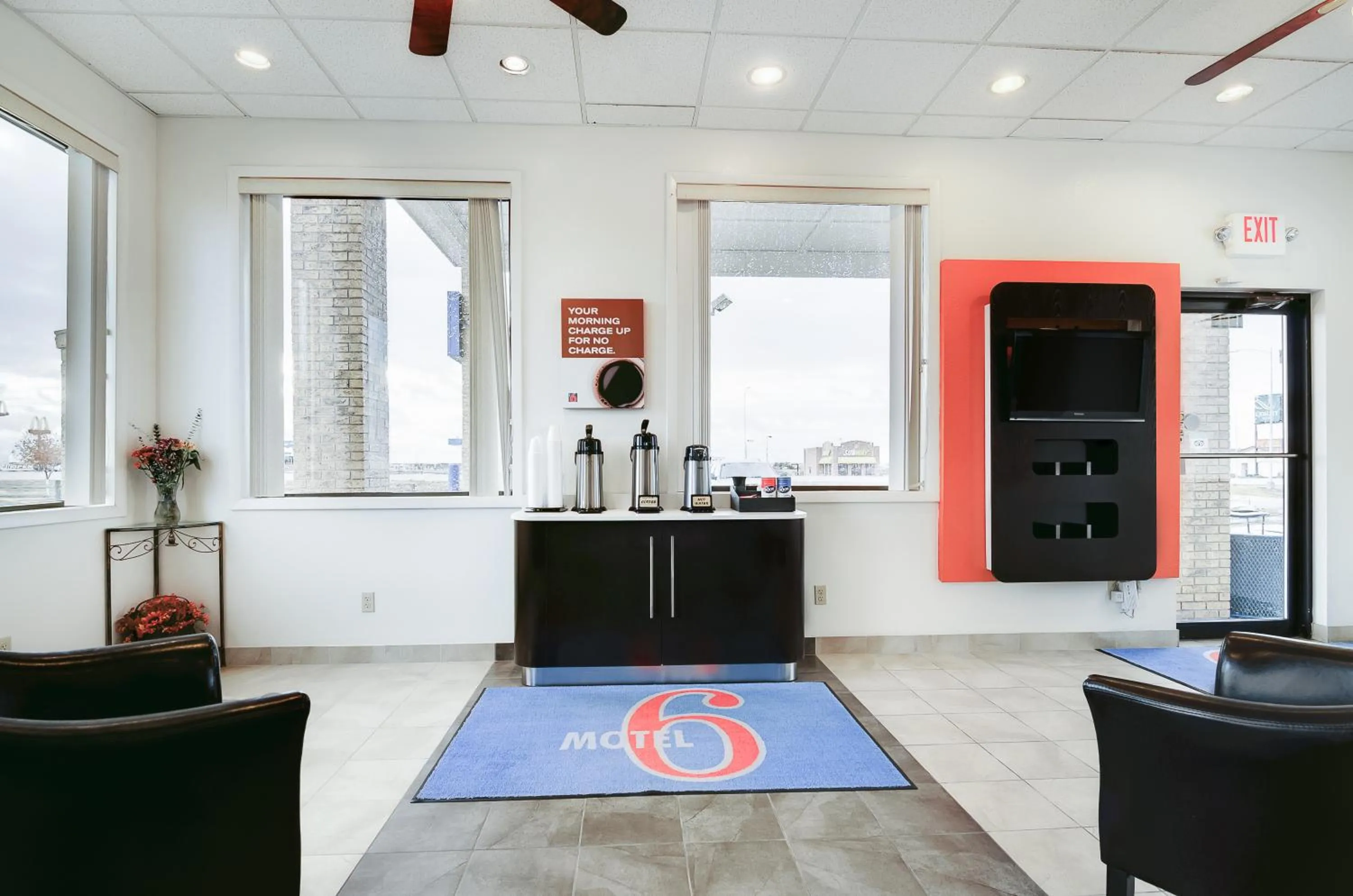 Lobby or reception in Motel 6-Colby, KS