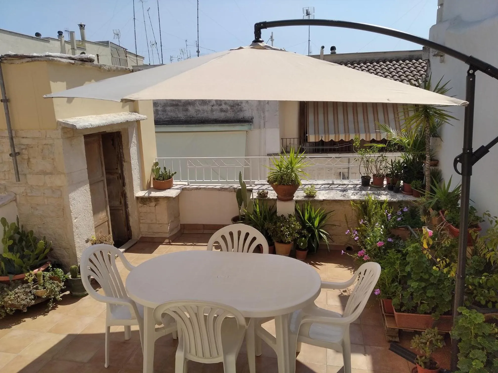 Garden in Attica B&B