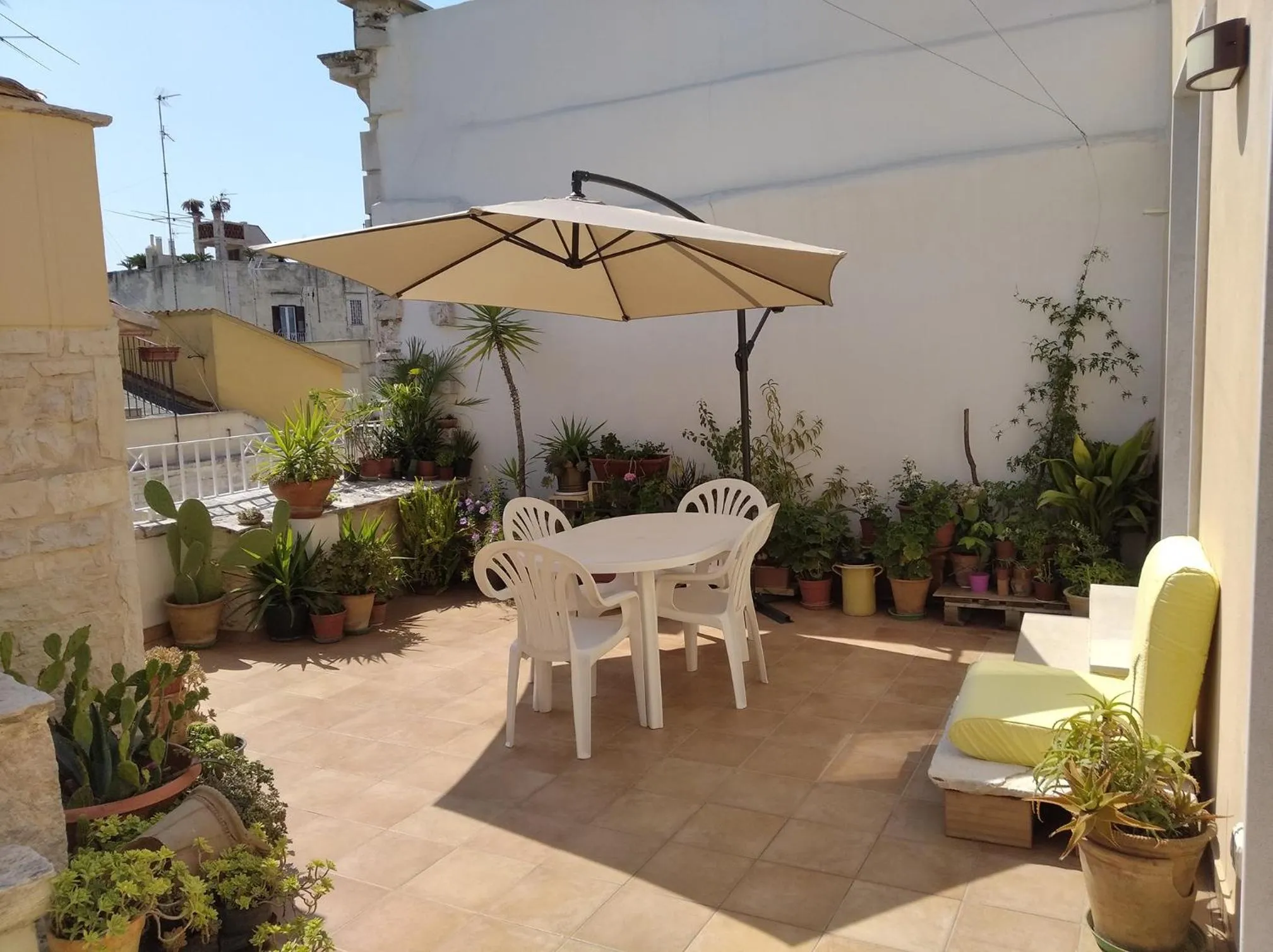 Balcony/Terrace in Attica B&B