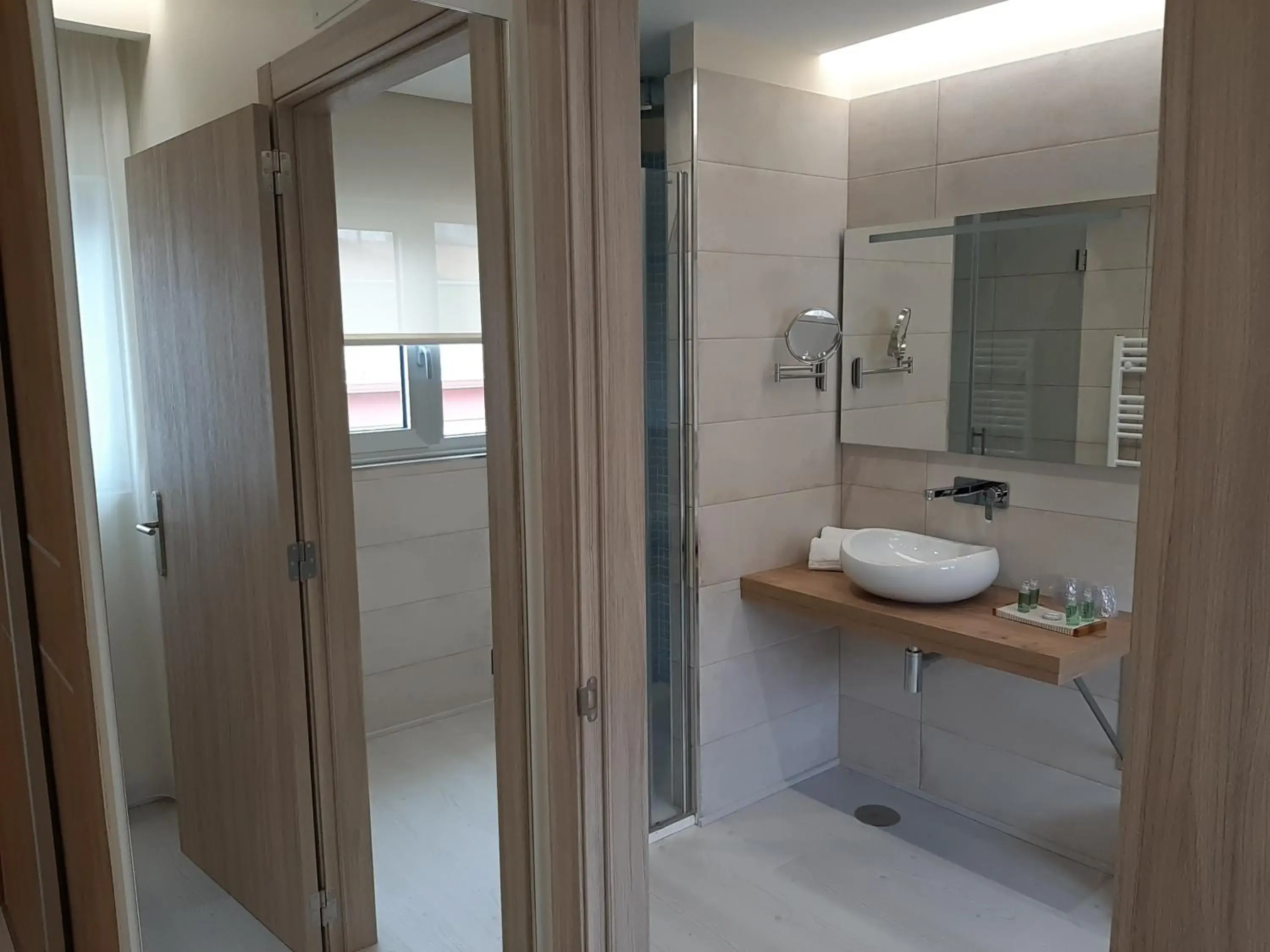 Standard Twin Room with Mountain View in Hotel Boutique O Náutico Laxe Standard Twin Room with Mountain View in Hotel Boutique O Náutico Laxe