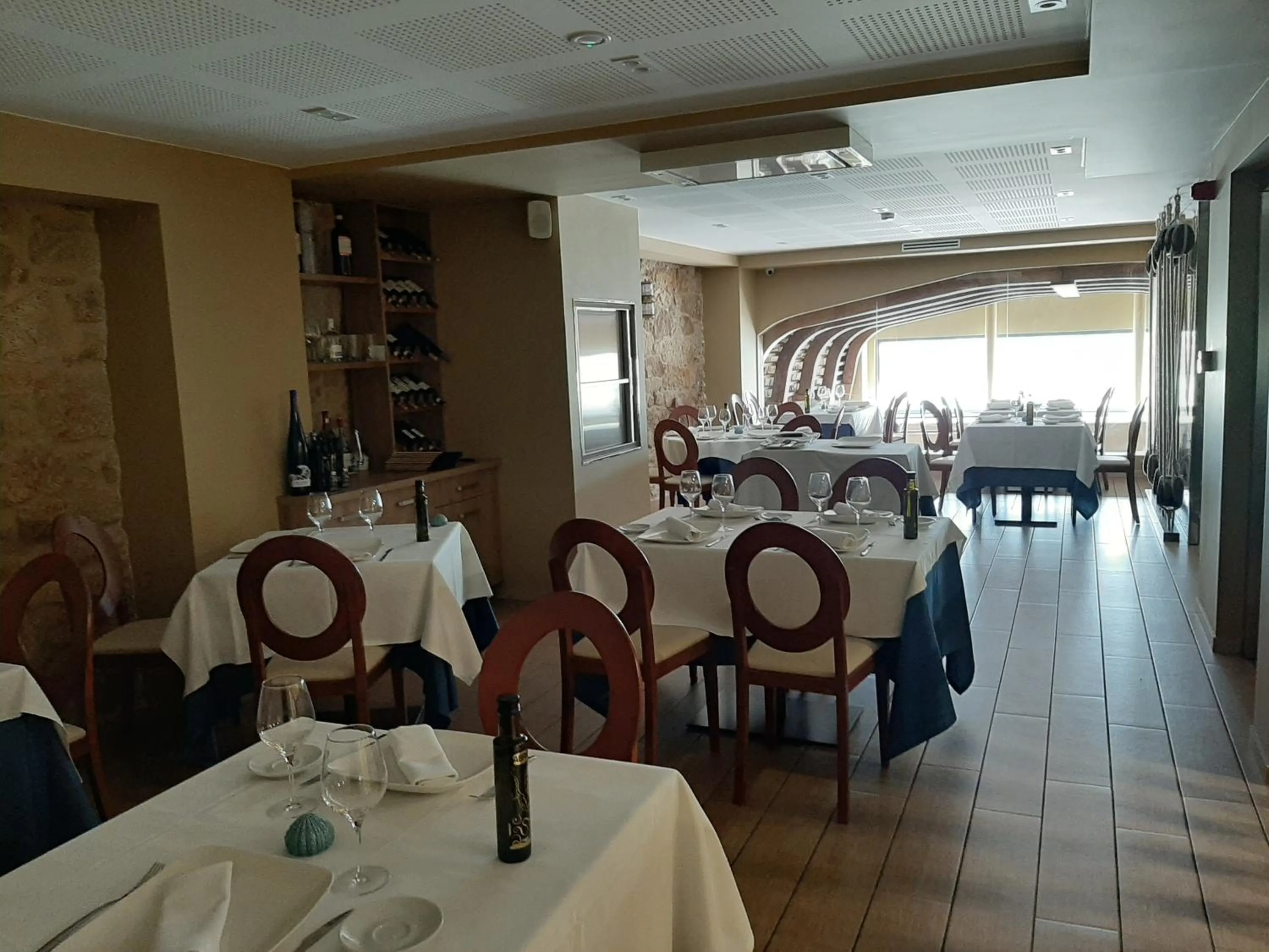 Restaurant/places to eat in Hotel Boutique O Náutico Laxe