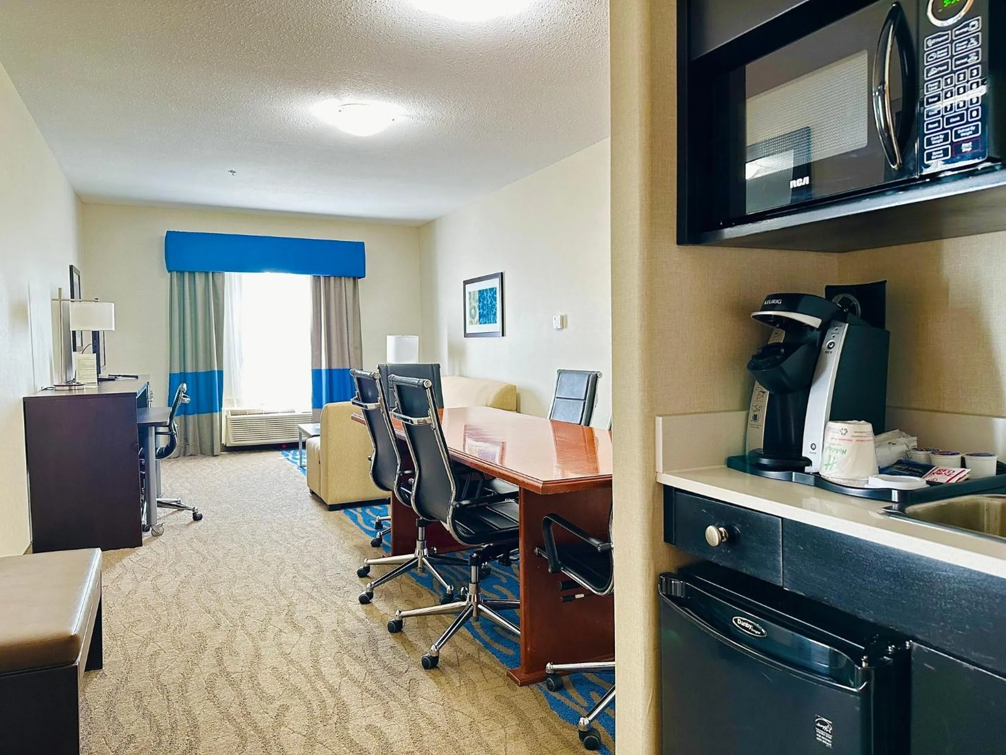 Photo of the whole room in Holiday Inn Hotel & Suites Regina by IHG