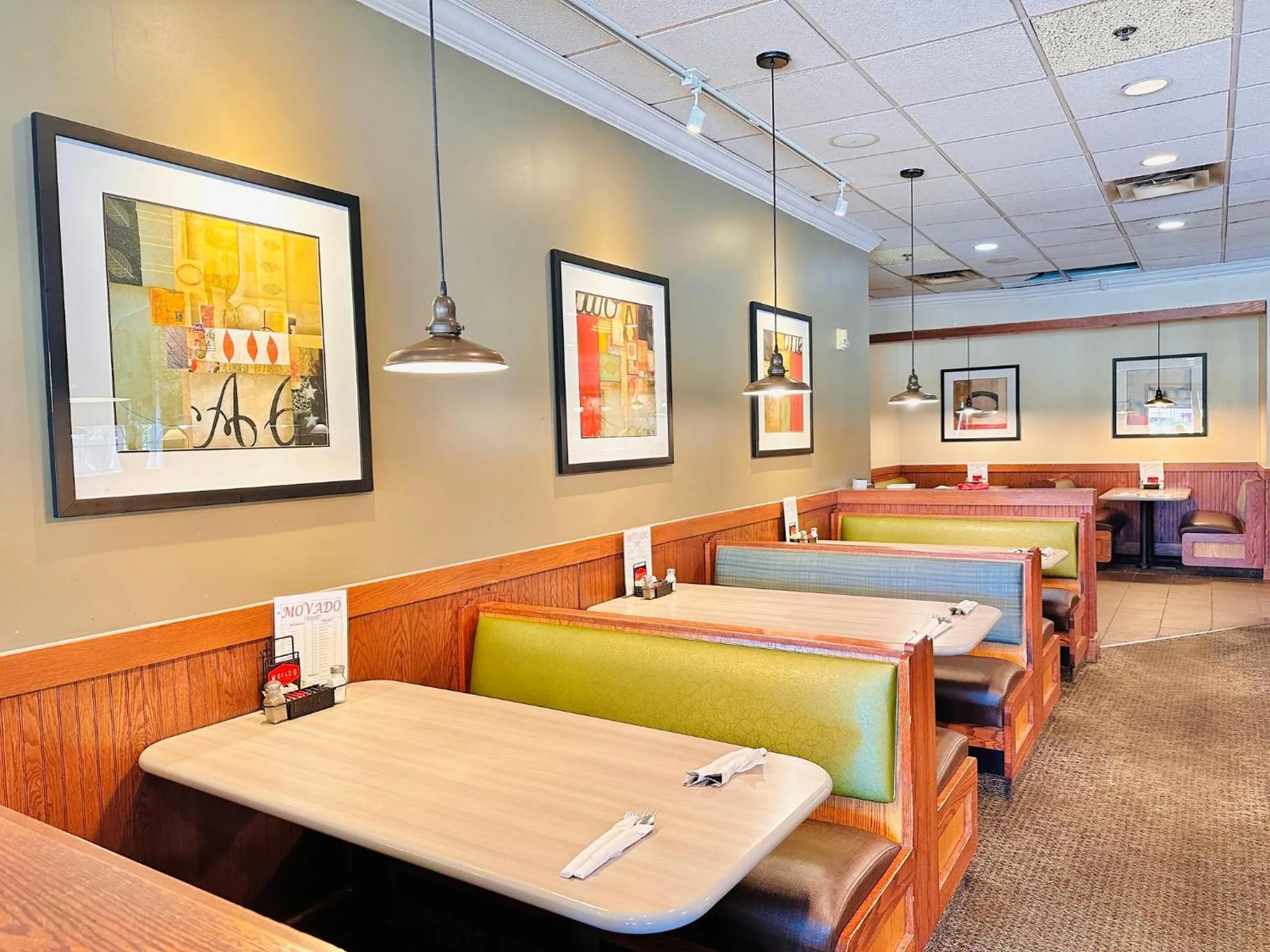 Restaurant/places to eat in Holiday Inn Hotel & Suites Regina by IHG