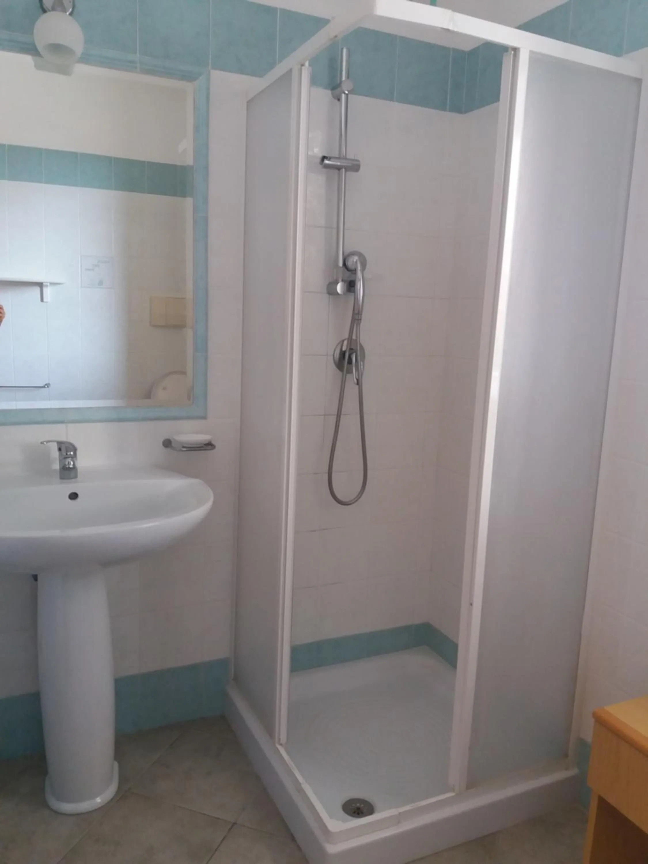 Shower in Villa dei pini