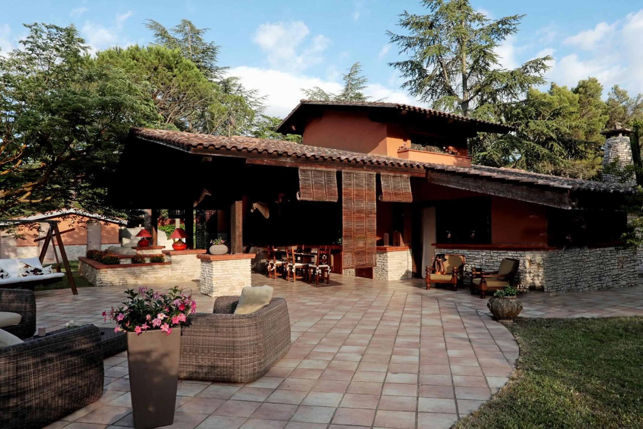 Property building in I Lari Castel Del Monte