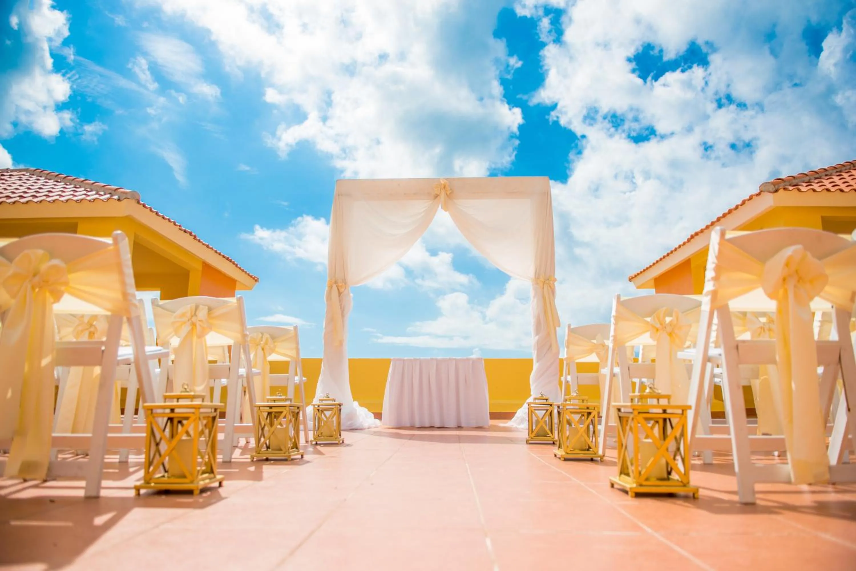 wedding in El Beso Adults Only at Ocean Coral & Turquesa All Inclusive