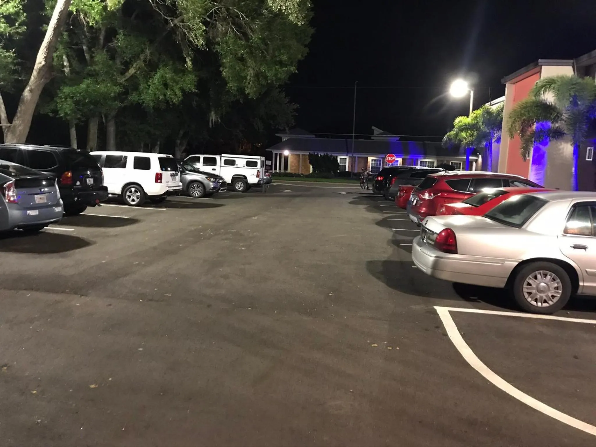 Parking in Tropical Inn & Suites, downtown clearwater