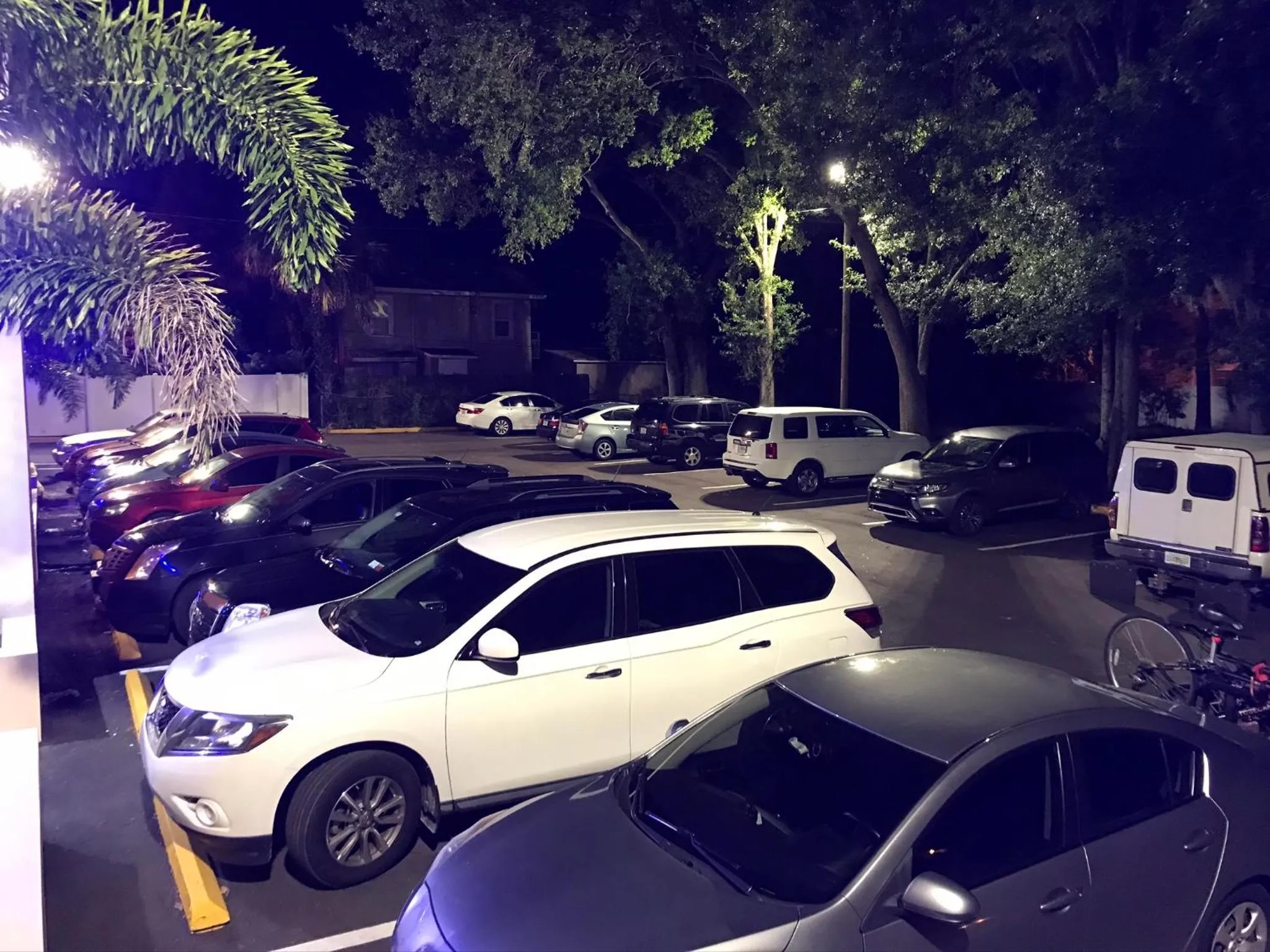 Parking in Tropical Inn & Suites, downtown clearwater