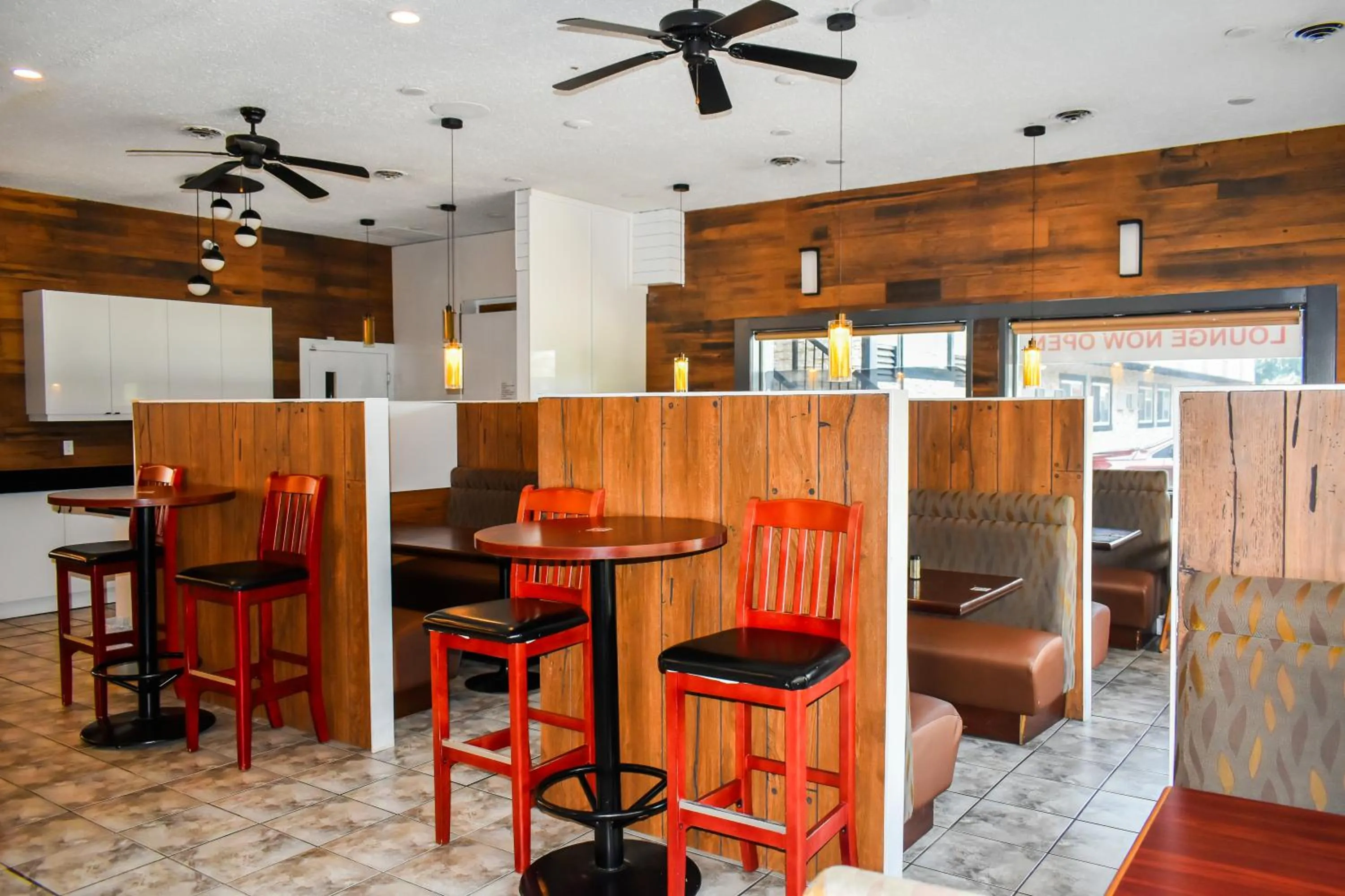 Days Inn by Wyndham Sylvan Lake