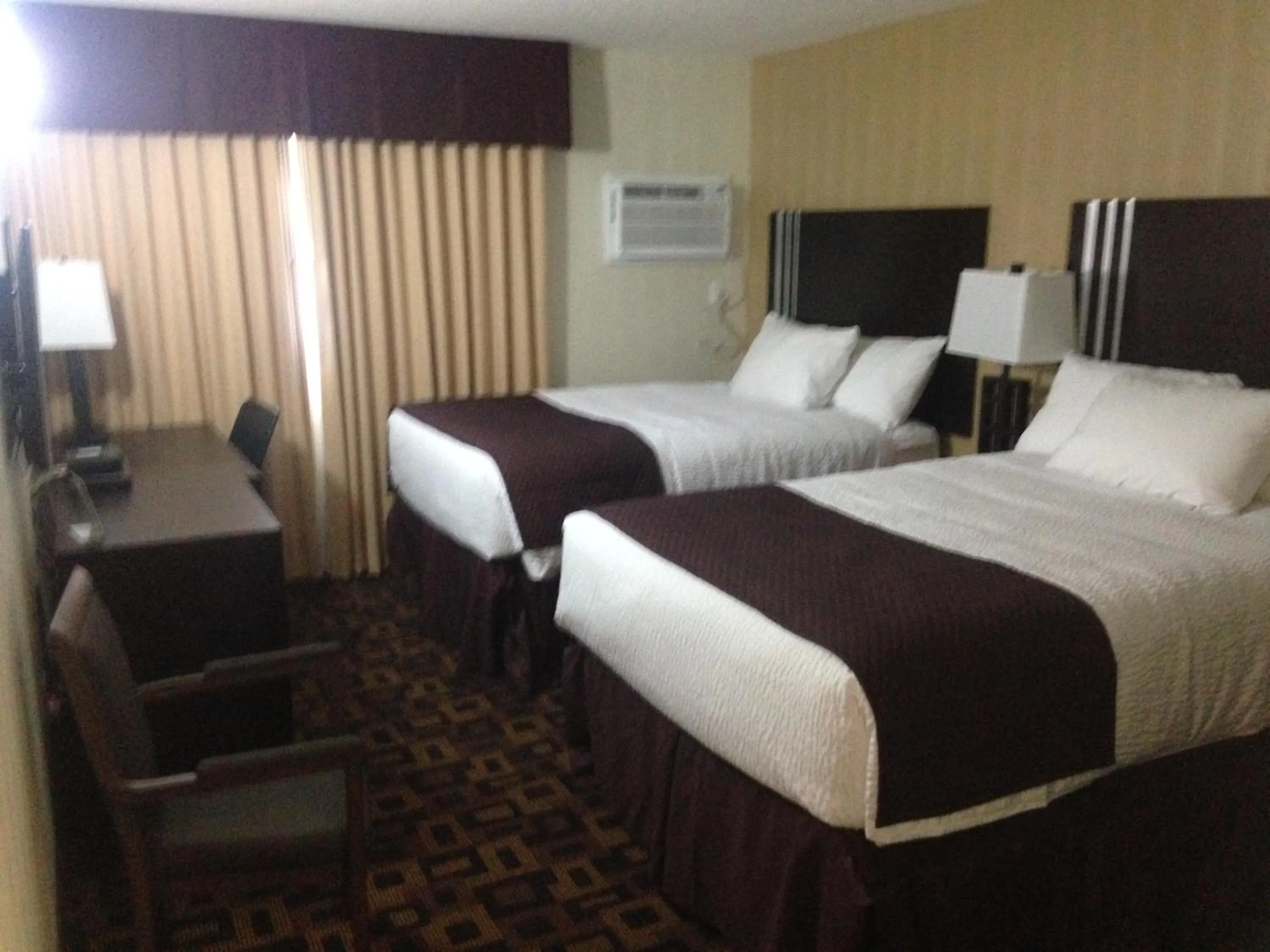Photo of the whole room in Days Inn by Wyndham Sylvan Lake