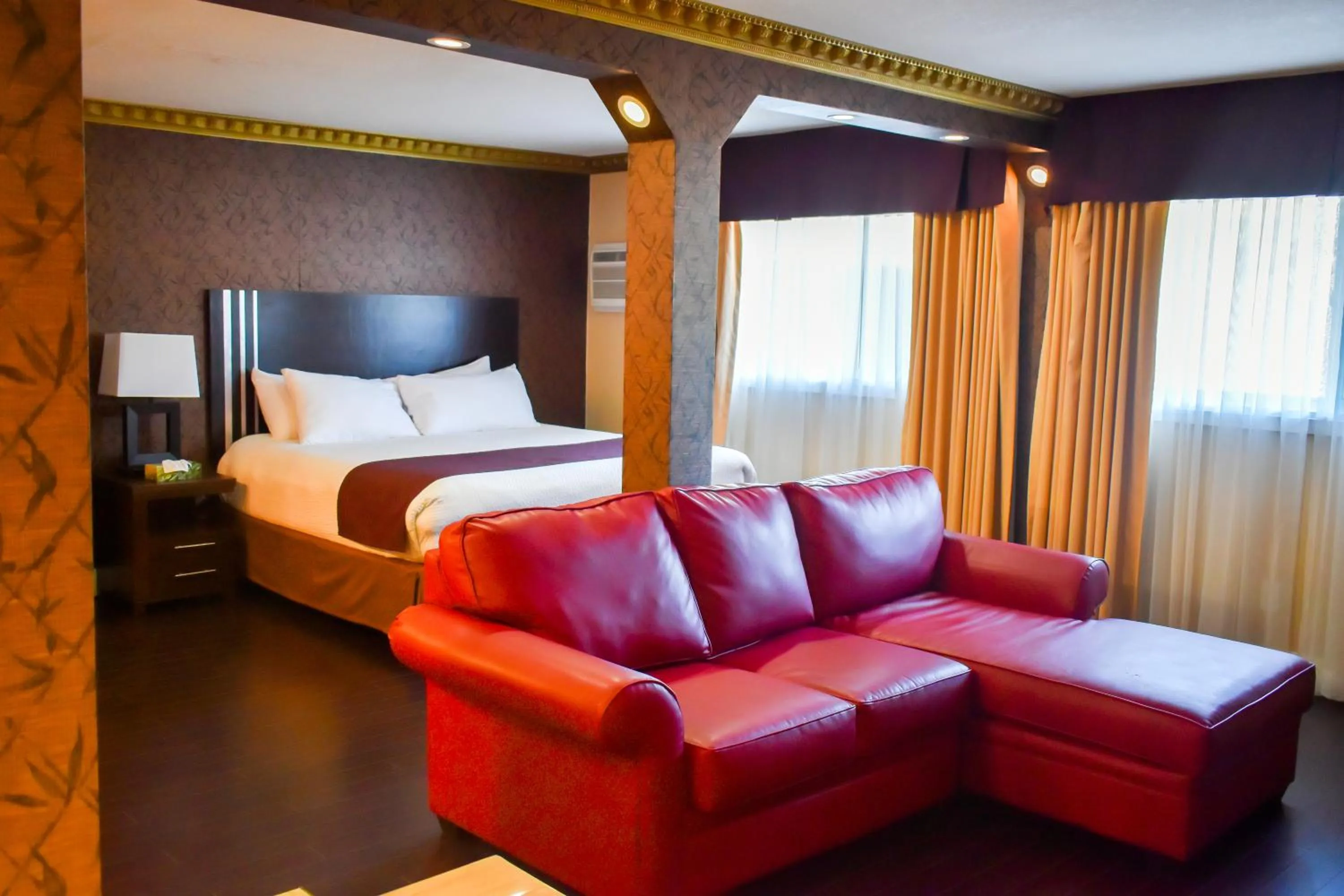 Days Inn by Wyndham Sylvan Lake