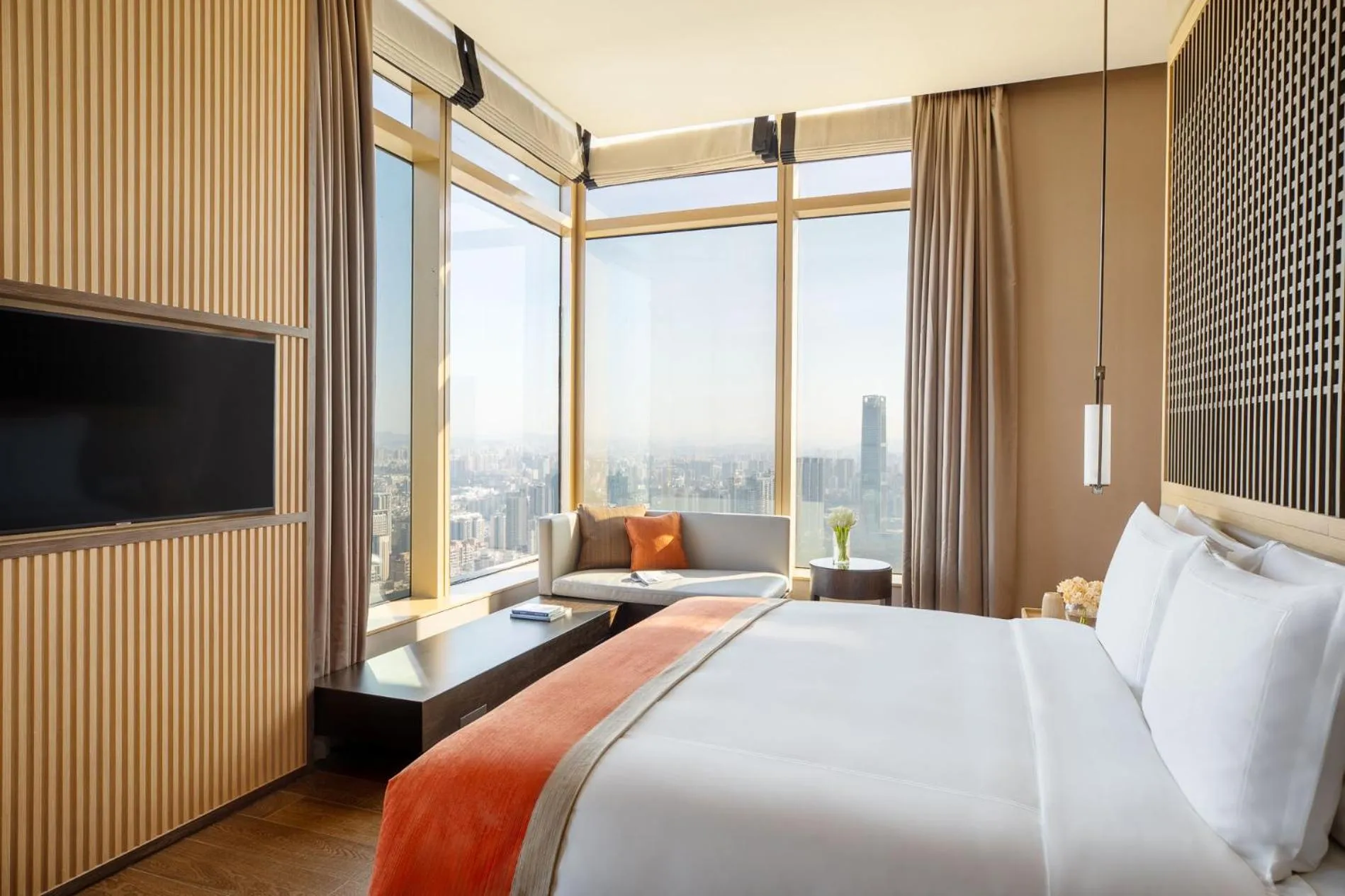 Bed in Jumeirah Guangzhou