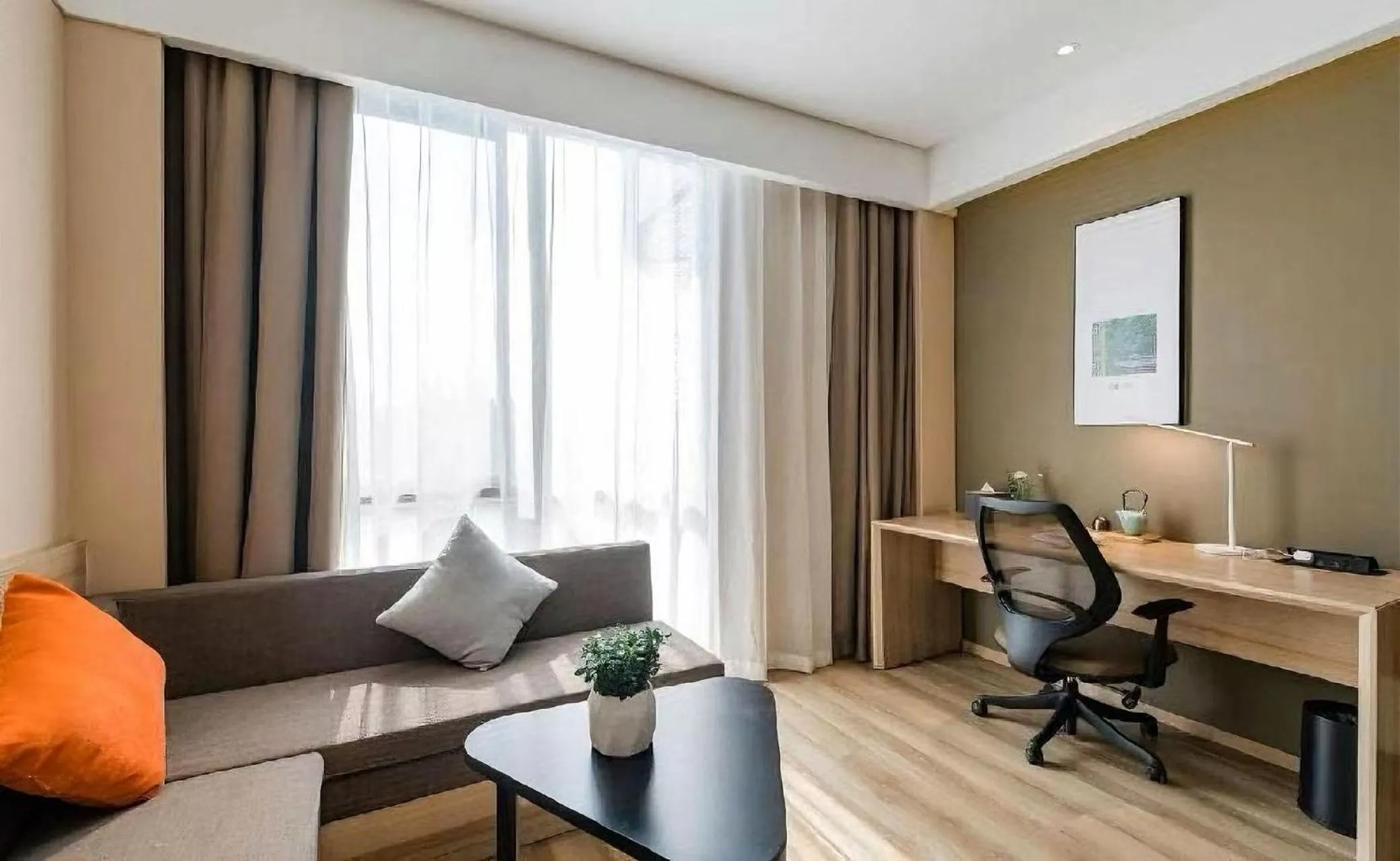 TV and multimedia in Atour Hotel Hangzhou Future Technology City Haichuang Park