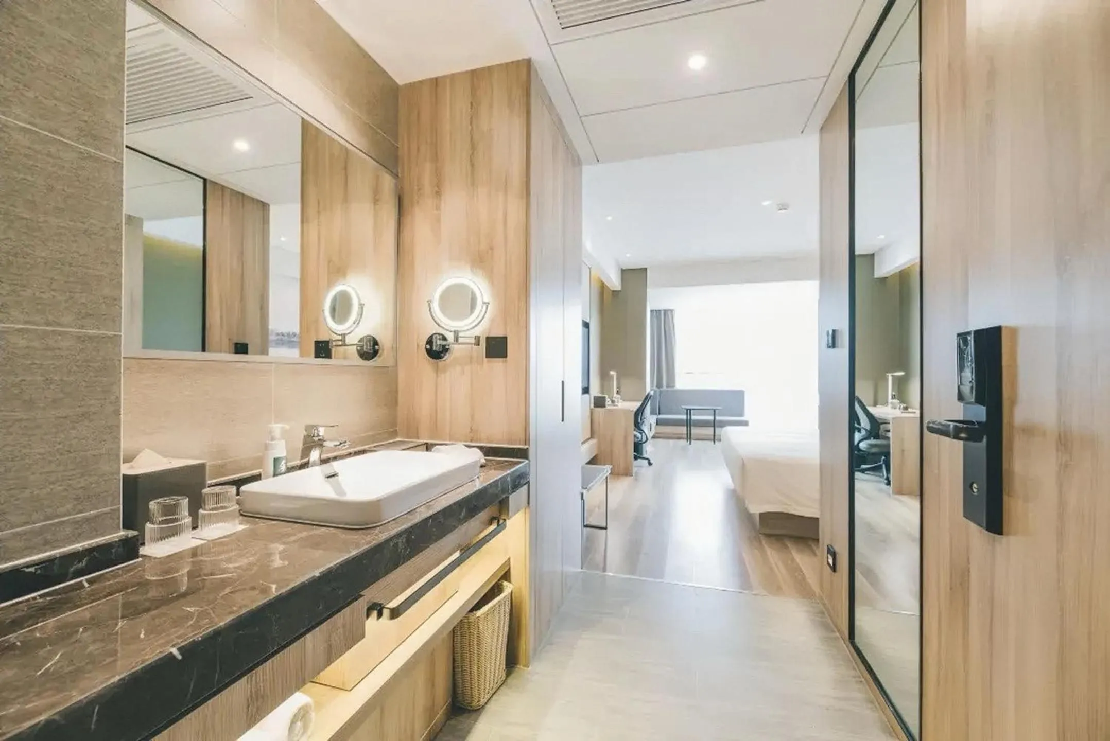 Bathroom in Atour Hotel Xiaoshan Airport Guali Branch