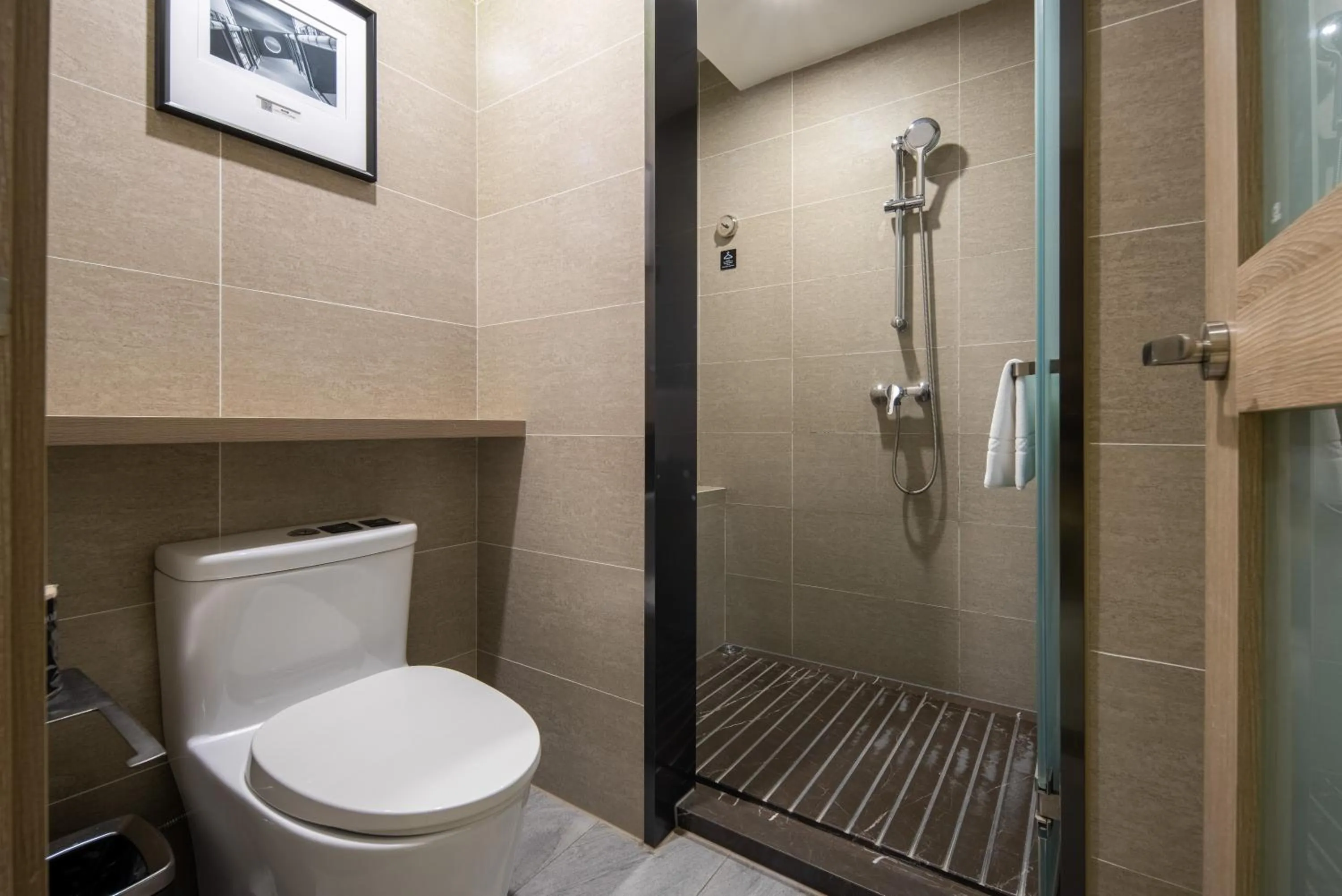 Shower in Atour S Hotel Hangzhou Future Tech City