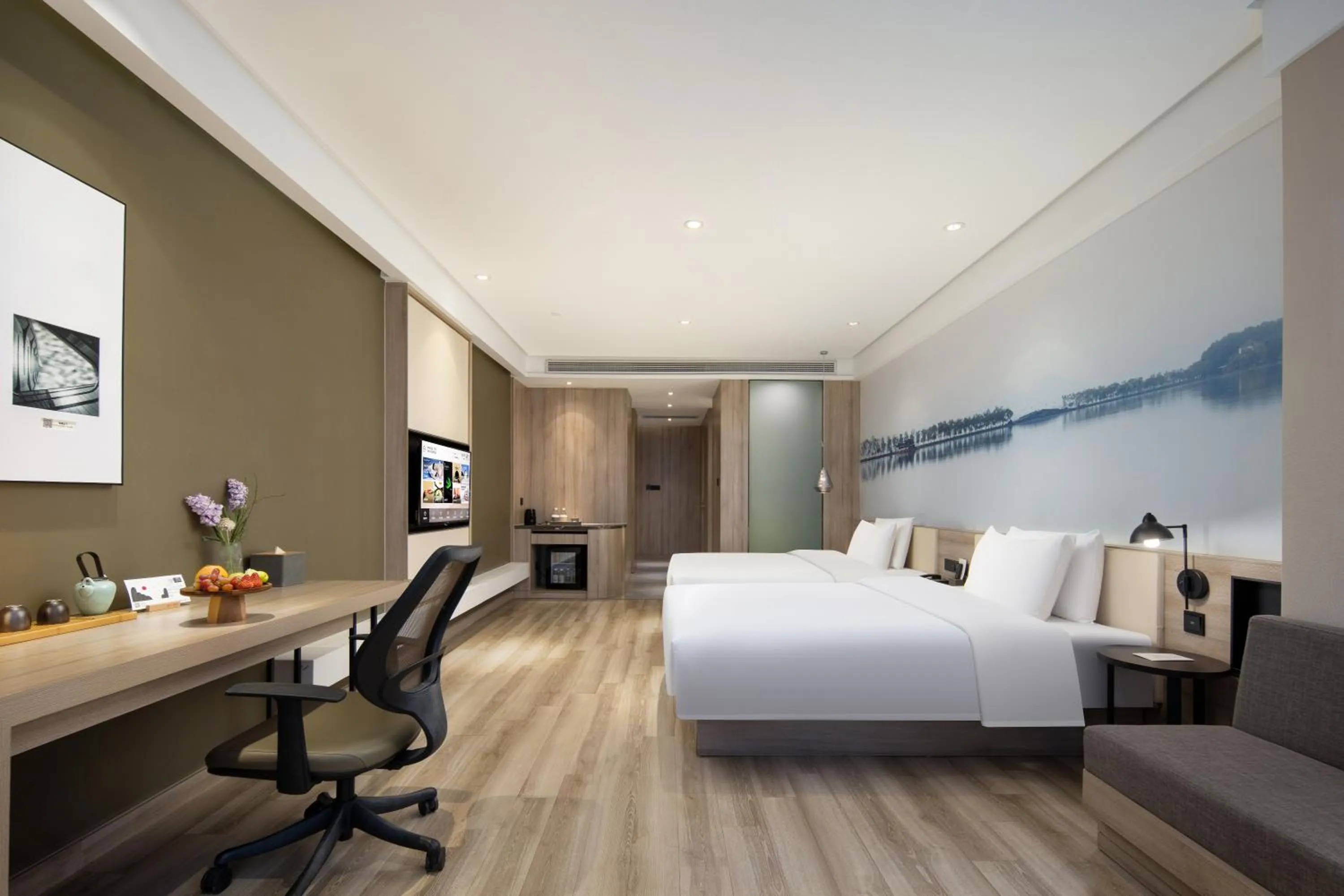 Photo of the whole room, Bed in Atour S Hotel Hangzhou Future Tech City