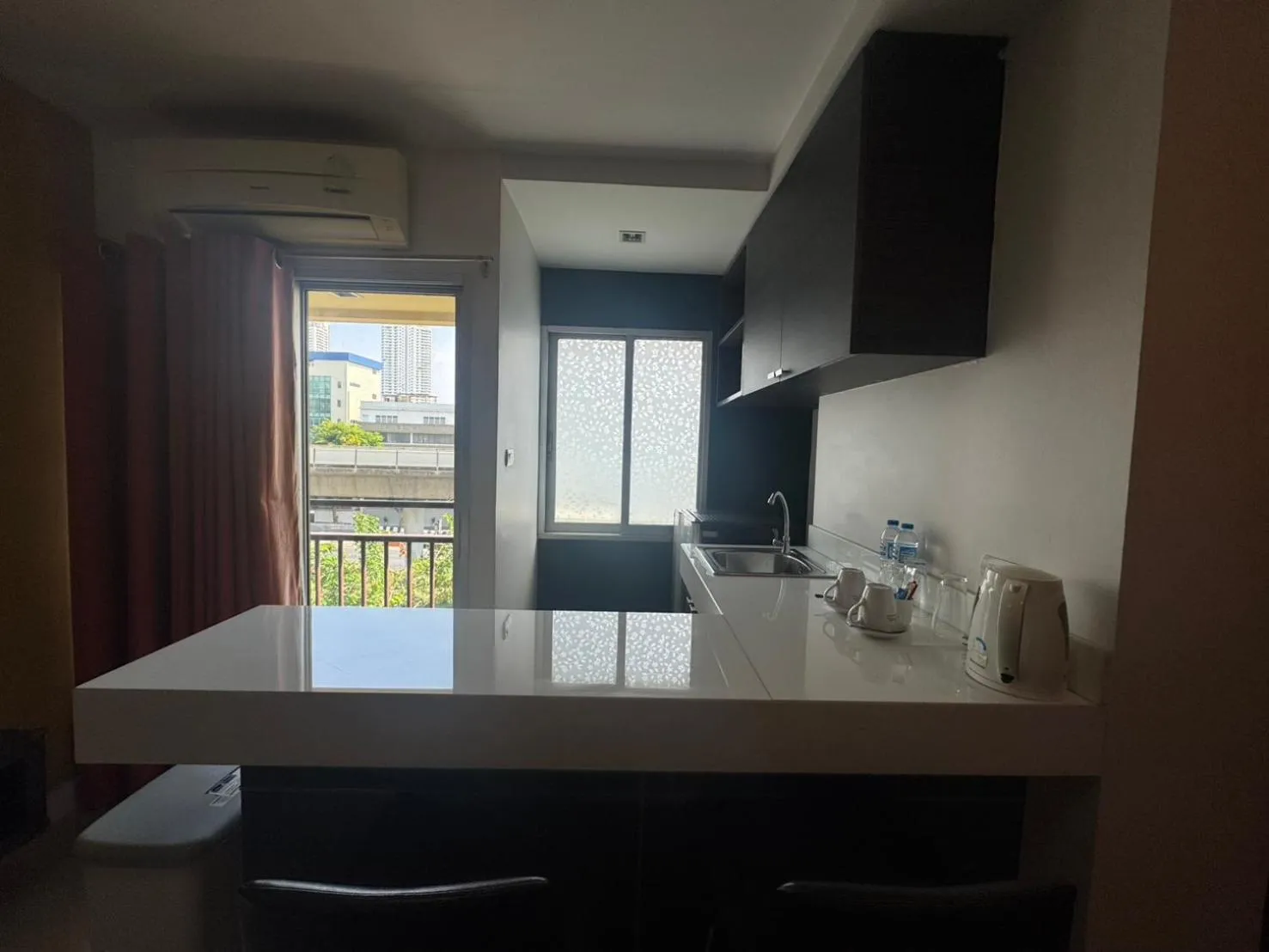 Dining area in Palette Bella B All Suites Bangkok Hotel