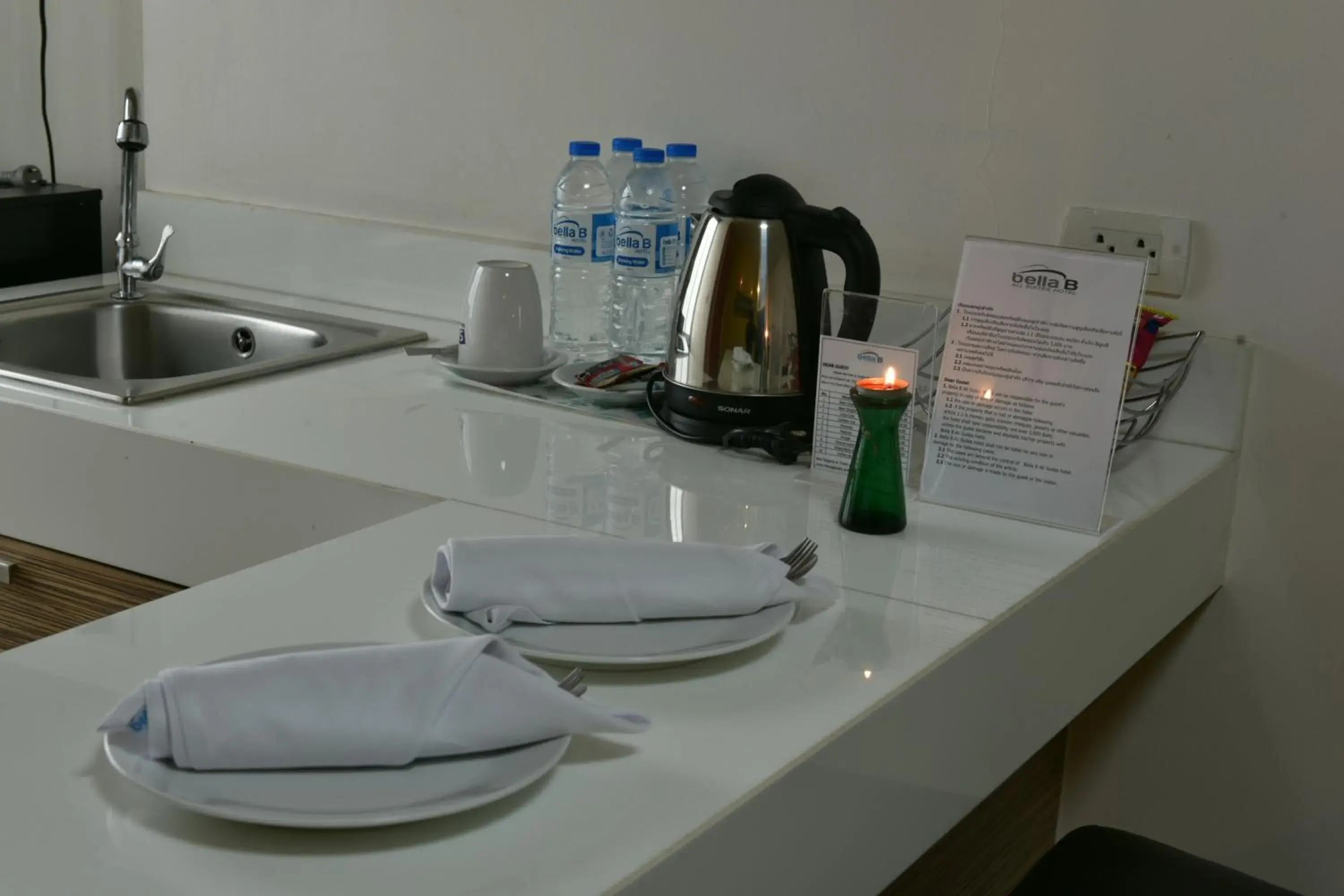 Deluxe Double or Twin Room with Balcony in Palette Bella B All Suites Bangkok Hotel Deluxe Double or Twin Room with Balcony in Palette Bella B All Suites Bangkok Hotel