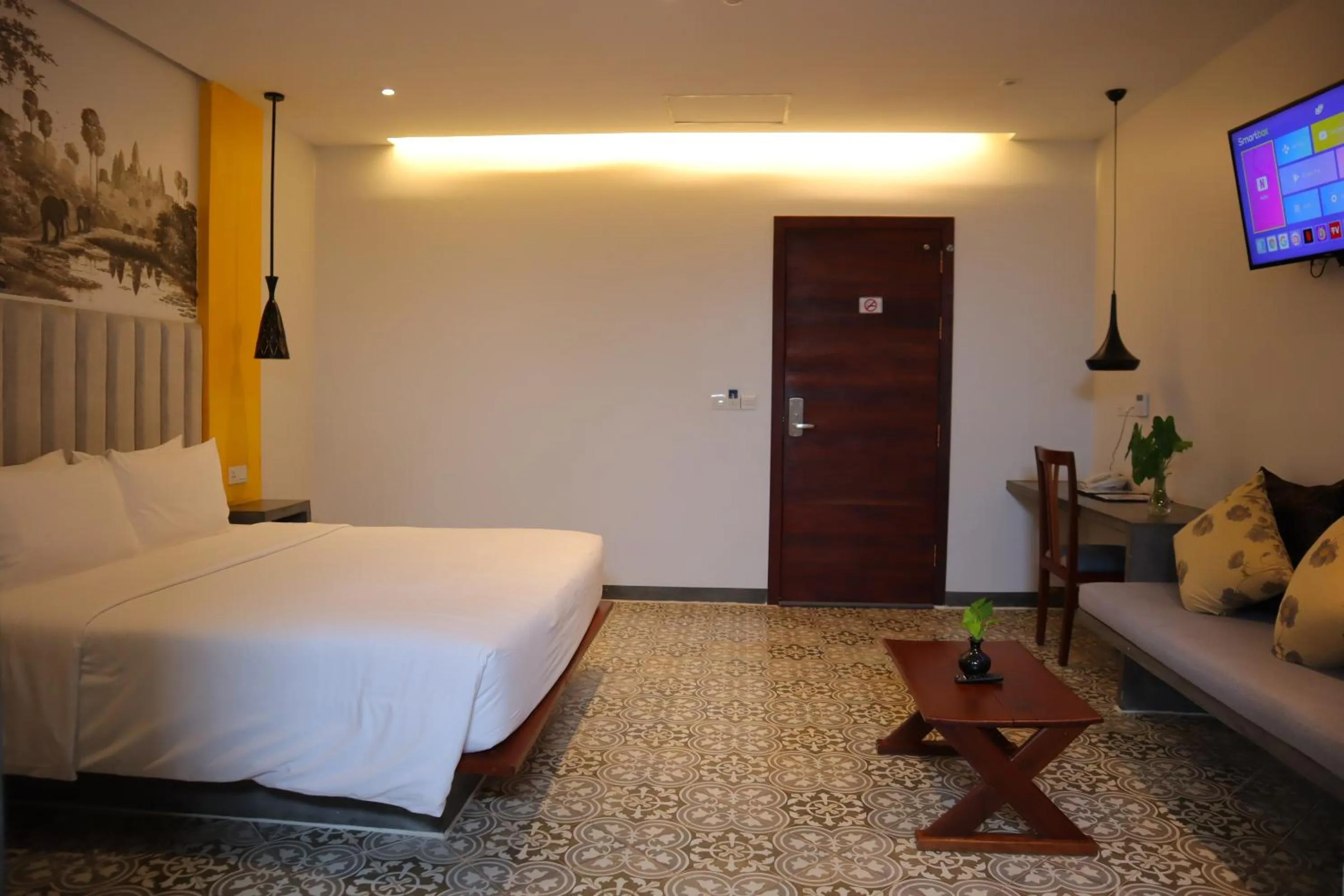 Living room, Bed in Siem Reap Palace Hotel & Spa