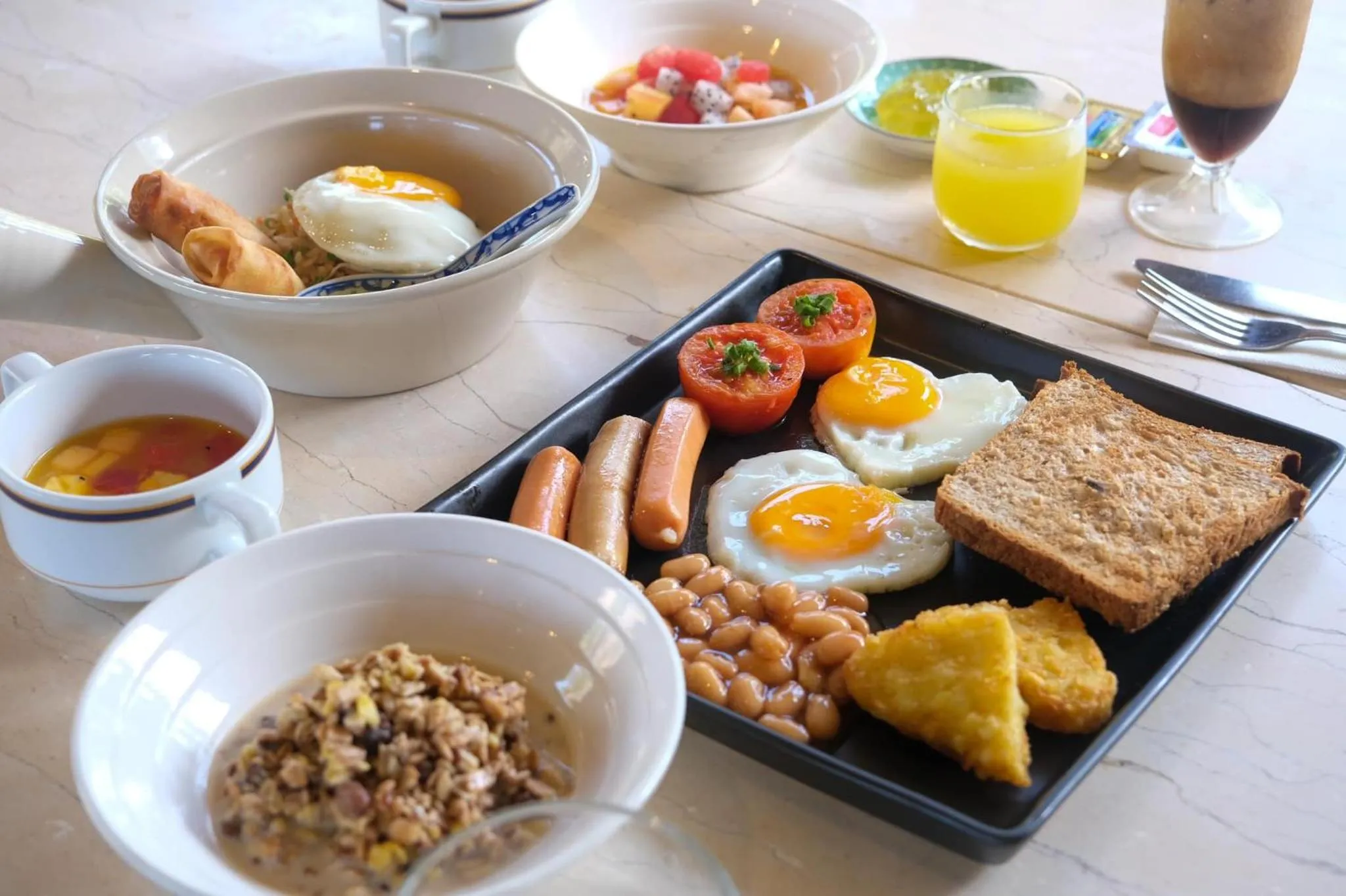 Food and drinks in Tinidee Hideaway Tonsai Beach Krabi