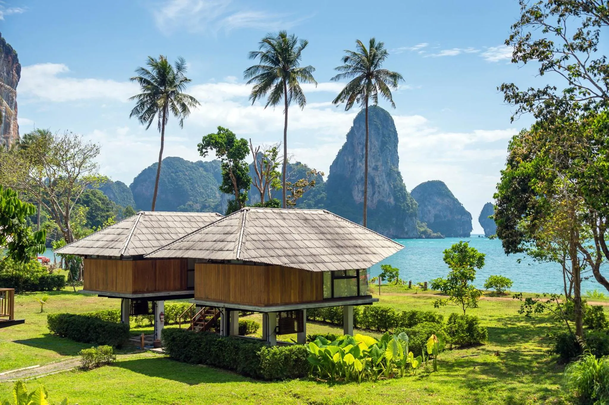 Property building in Tinidee Hideaway Tonsai Beach Krabi